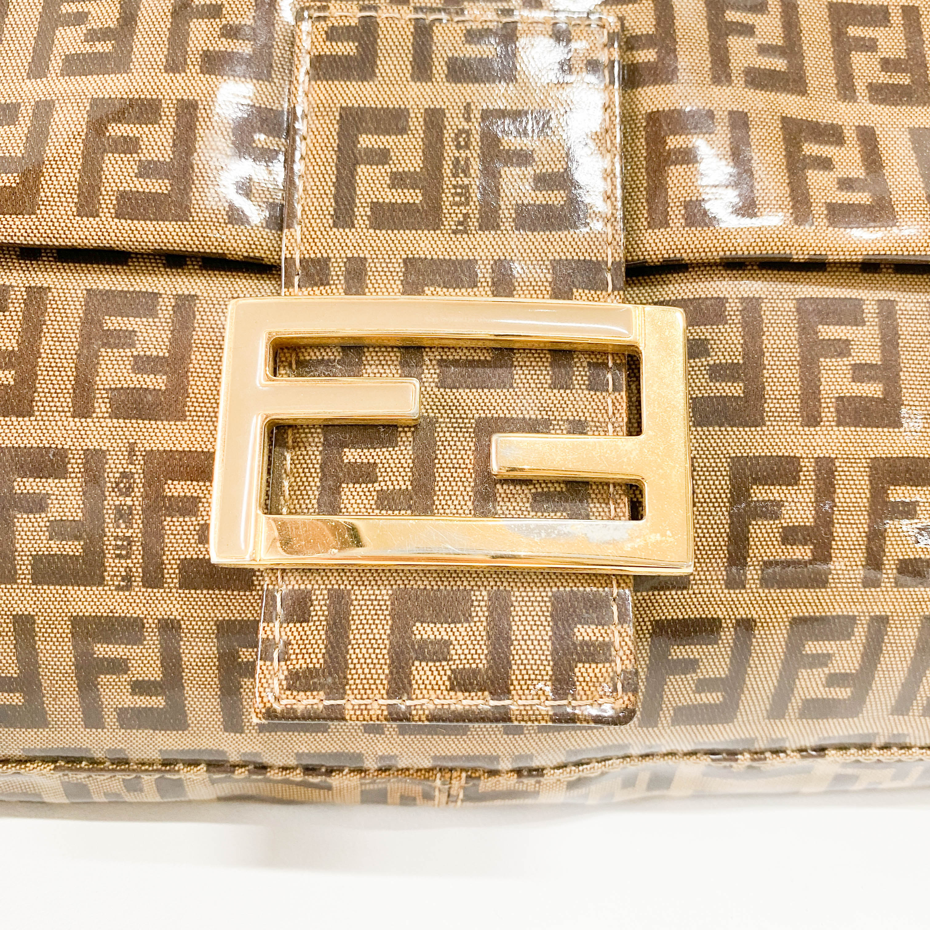 Zucchino Brown Coated Canvas Shoulder Bag