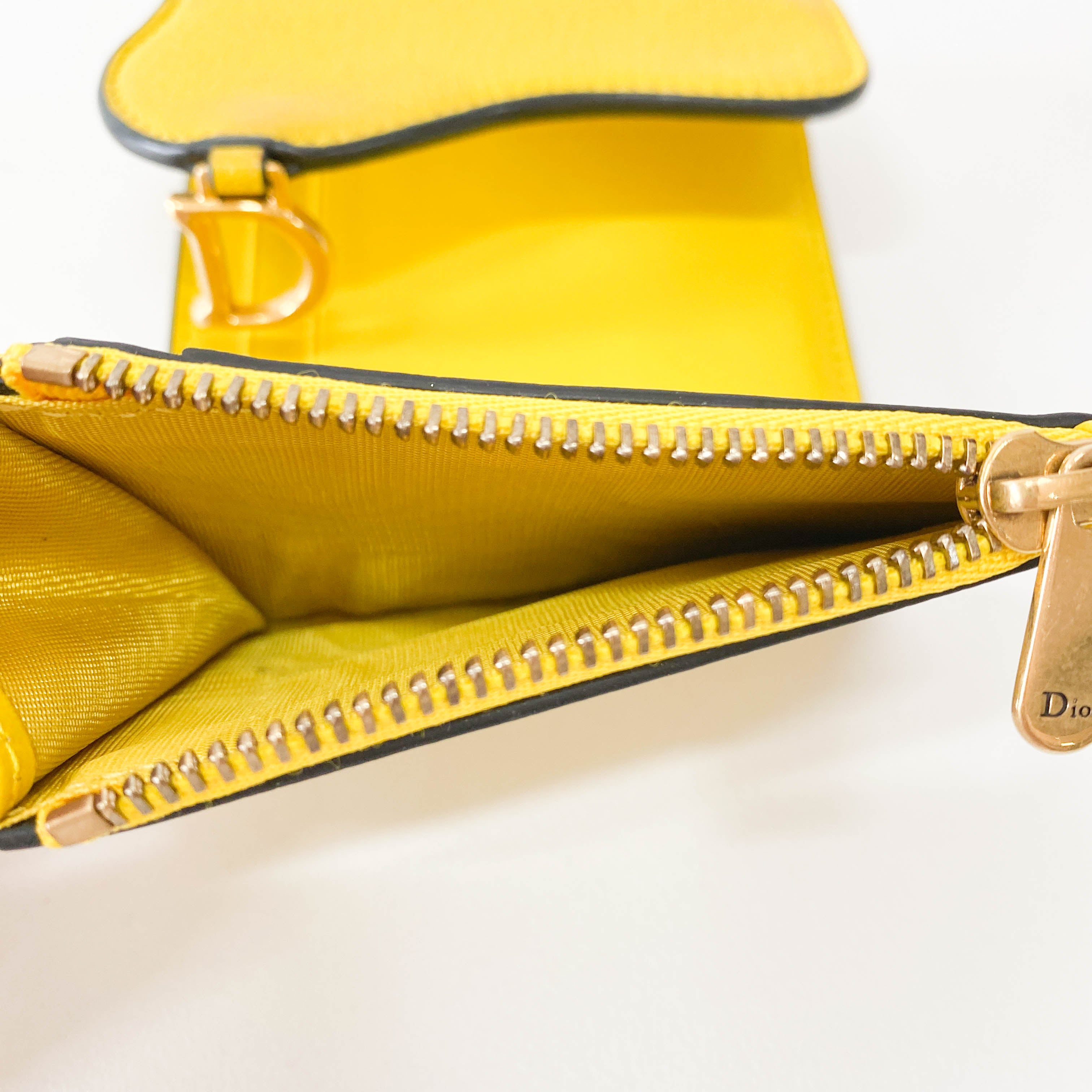 Saddle Mini Yellow Leather Wallet