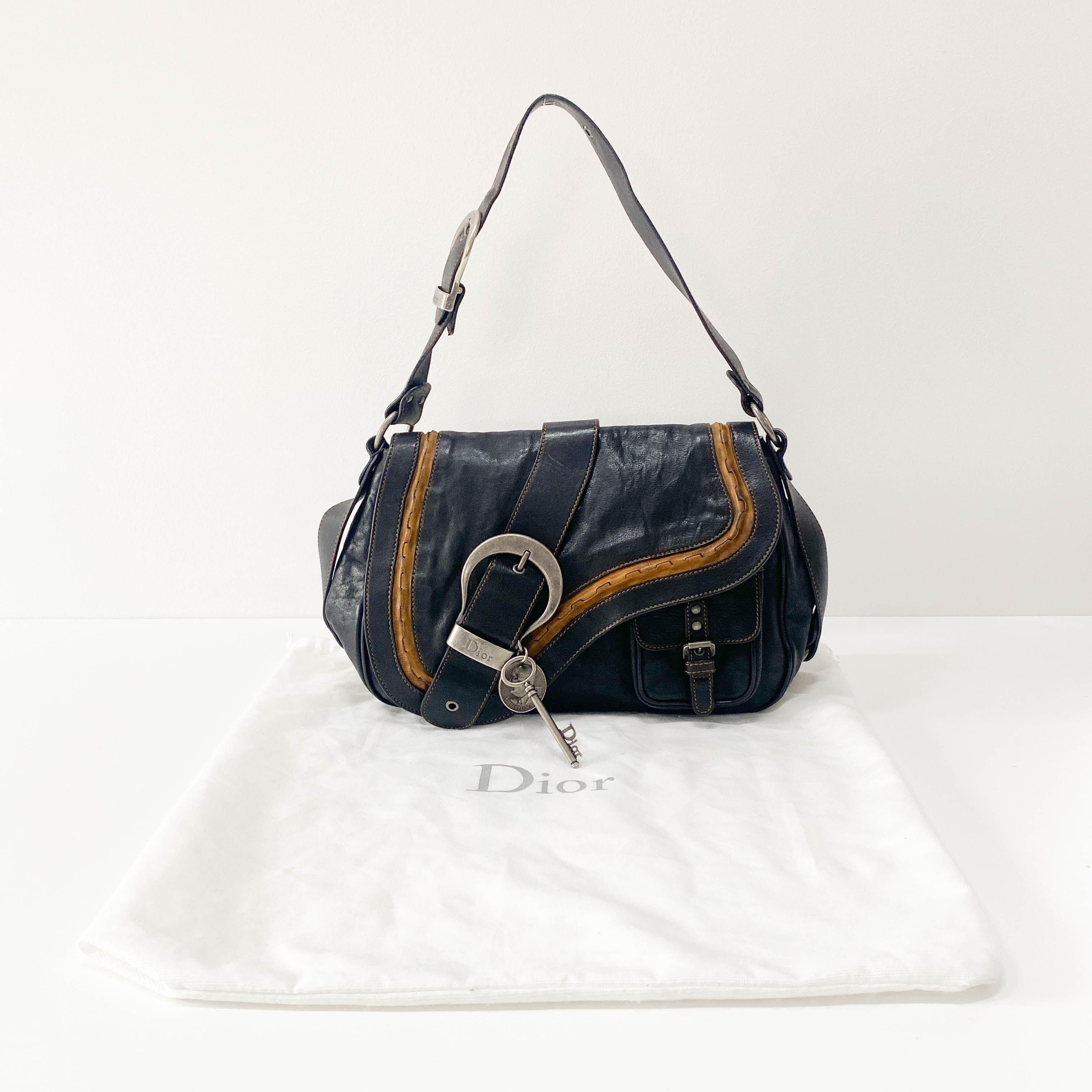 Gaucho Black Leather Shoulder Bag