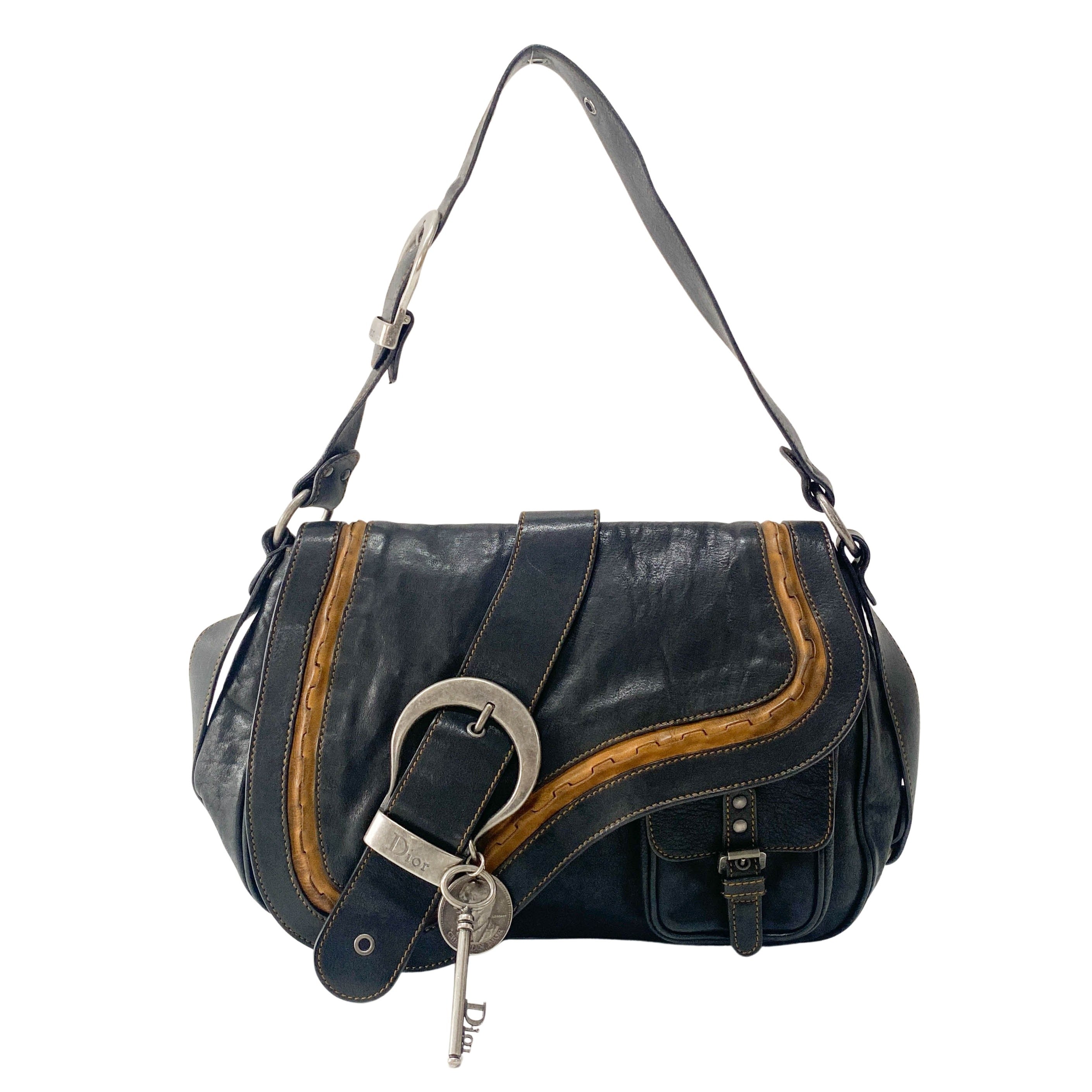 Gaucho Black Leather Shoulder Bag