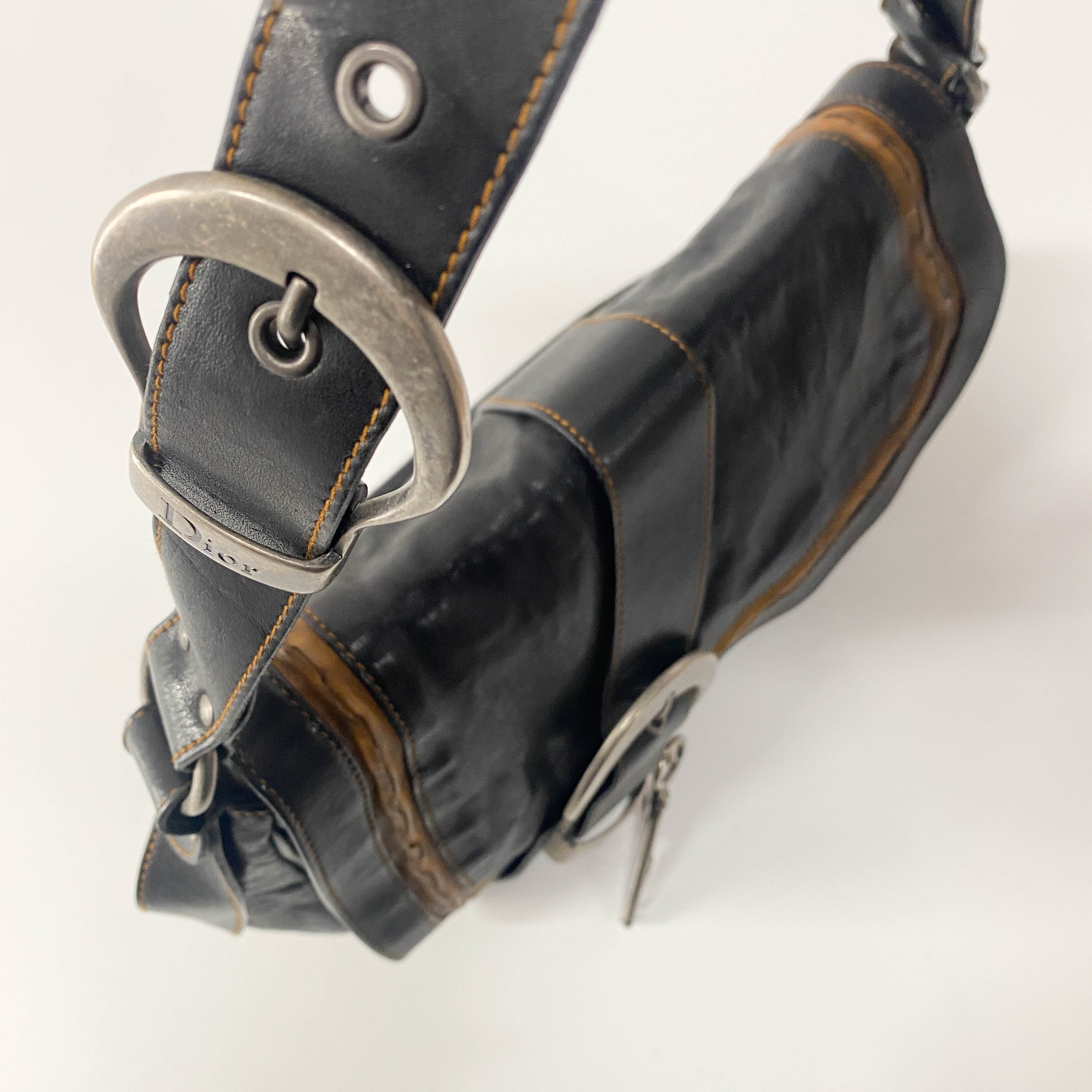 Gaucho Black Leather Shoulder Bag