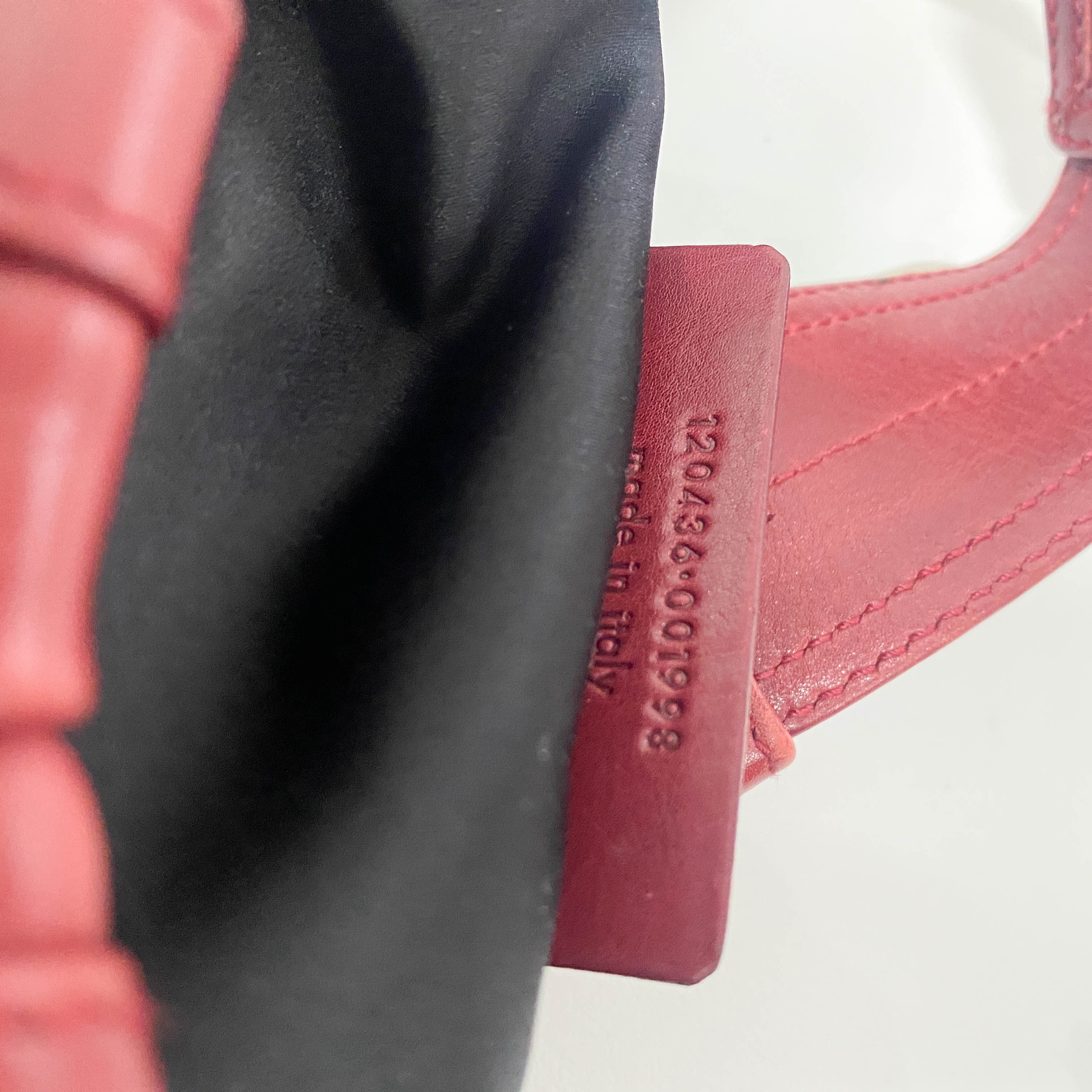 Bordeaux Leather Shoulder Bag