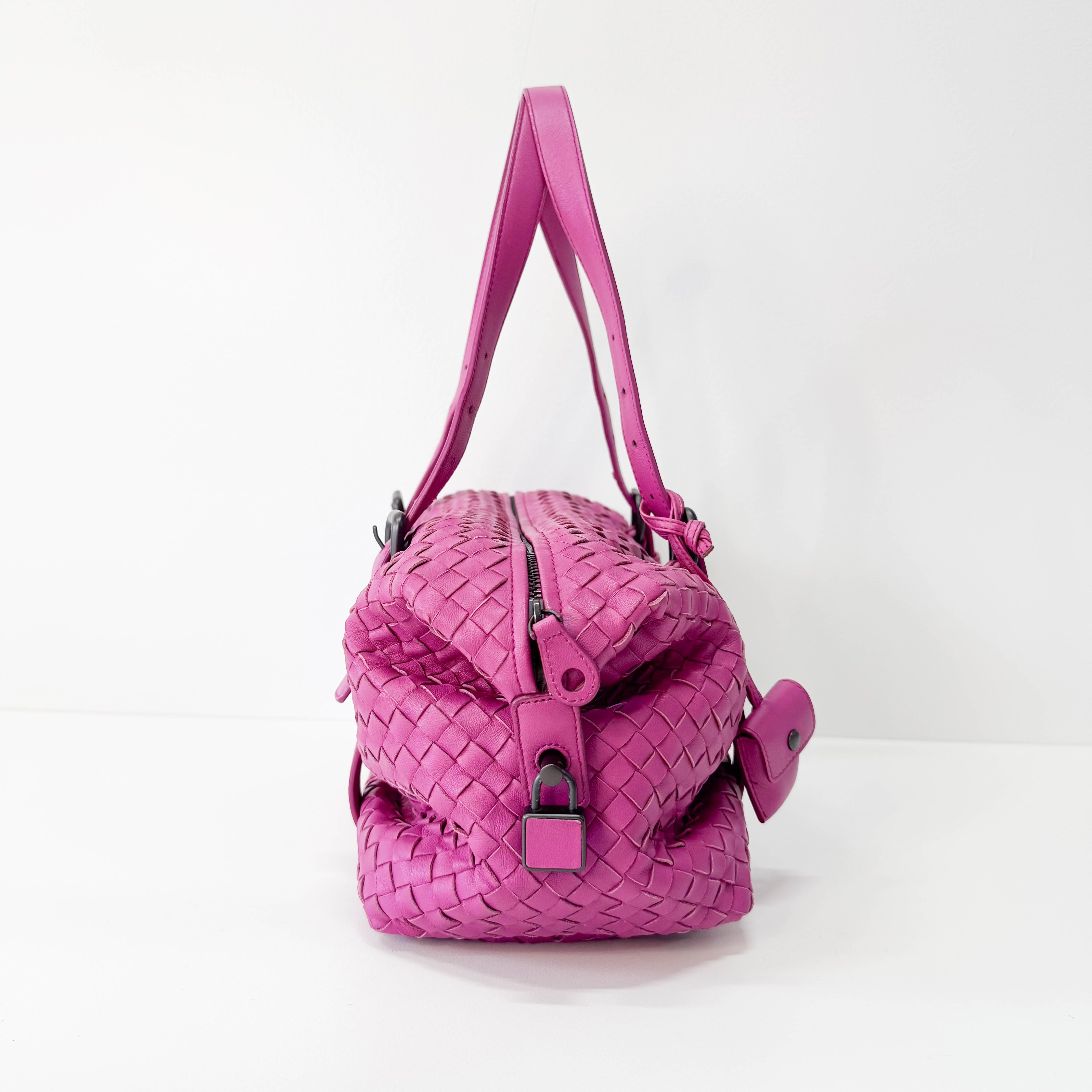 Intrecciato Fucsia Leather Bag