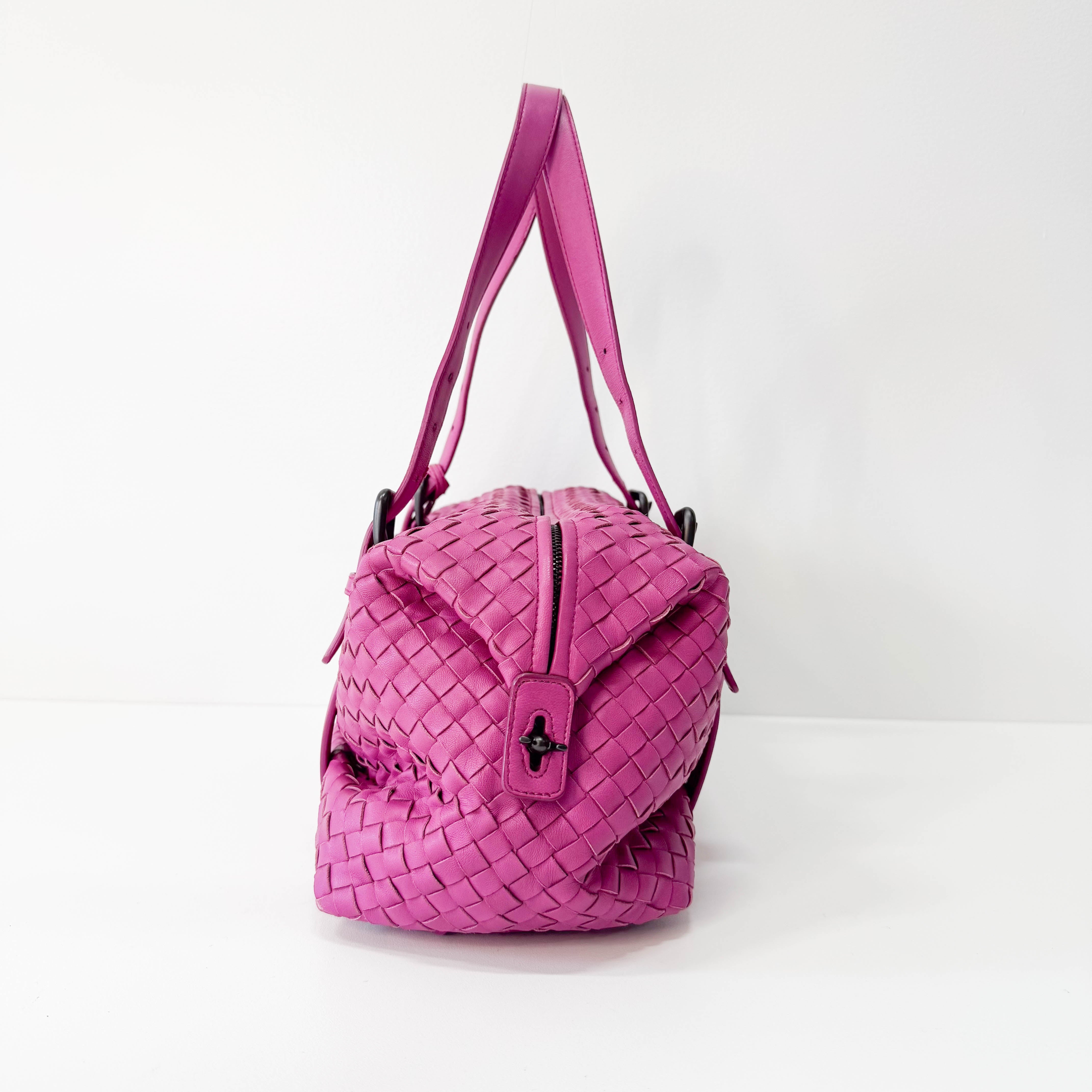 Intrecciato Fucsia Leather Bag