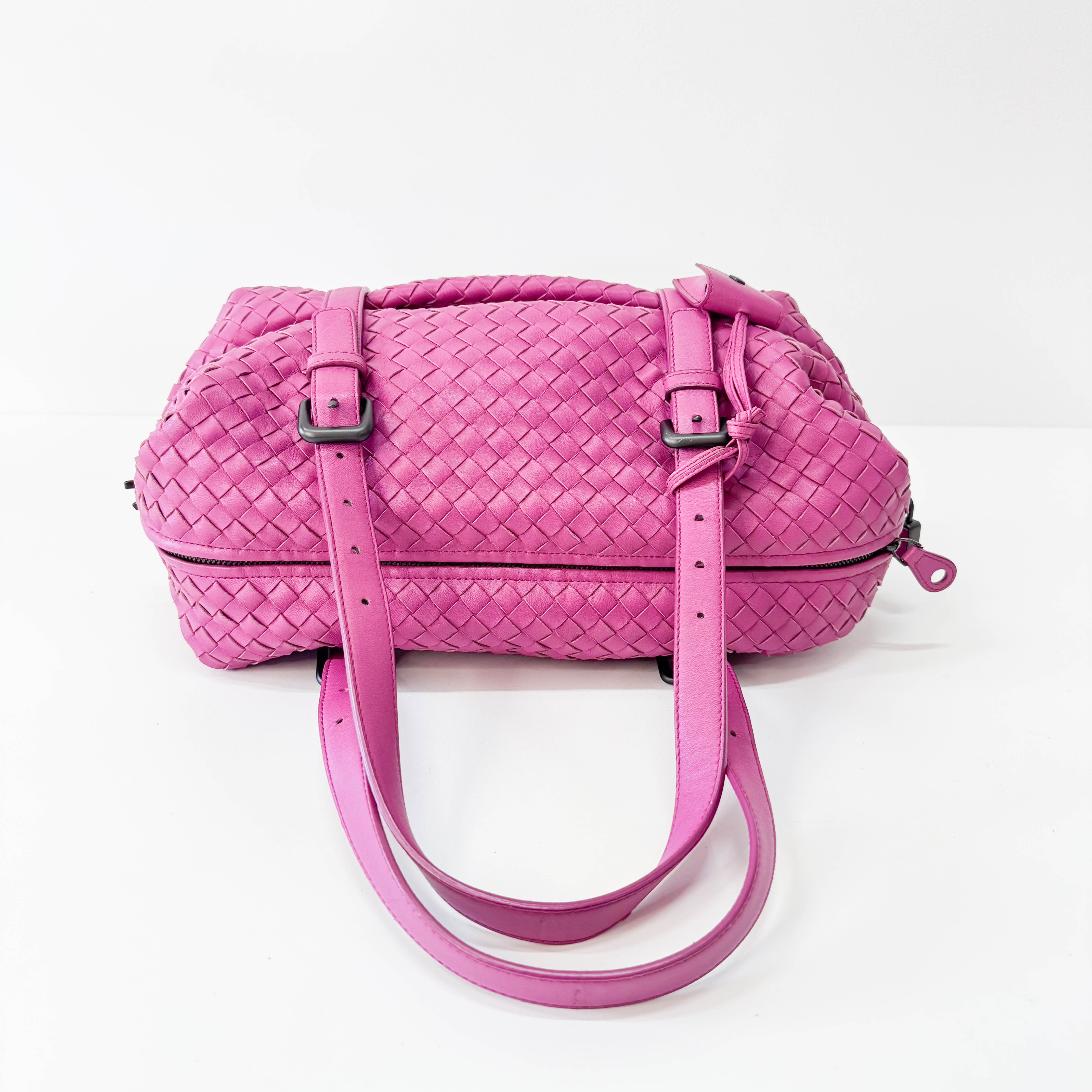 Intrecciato Fucsia Leather Bag