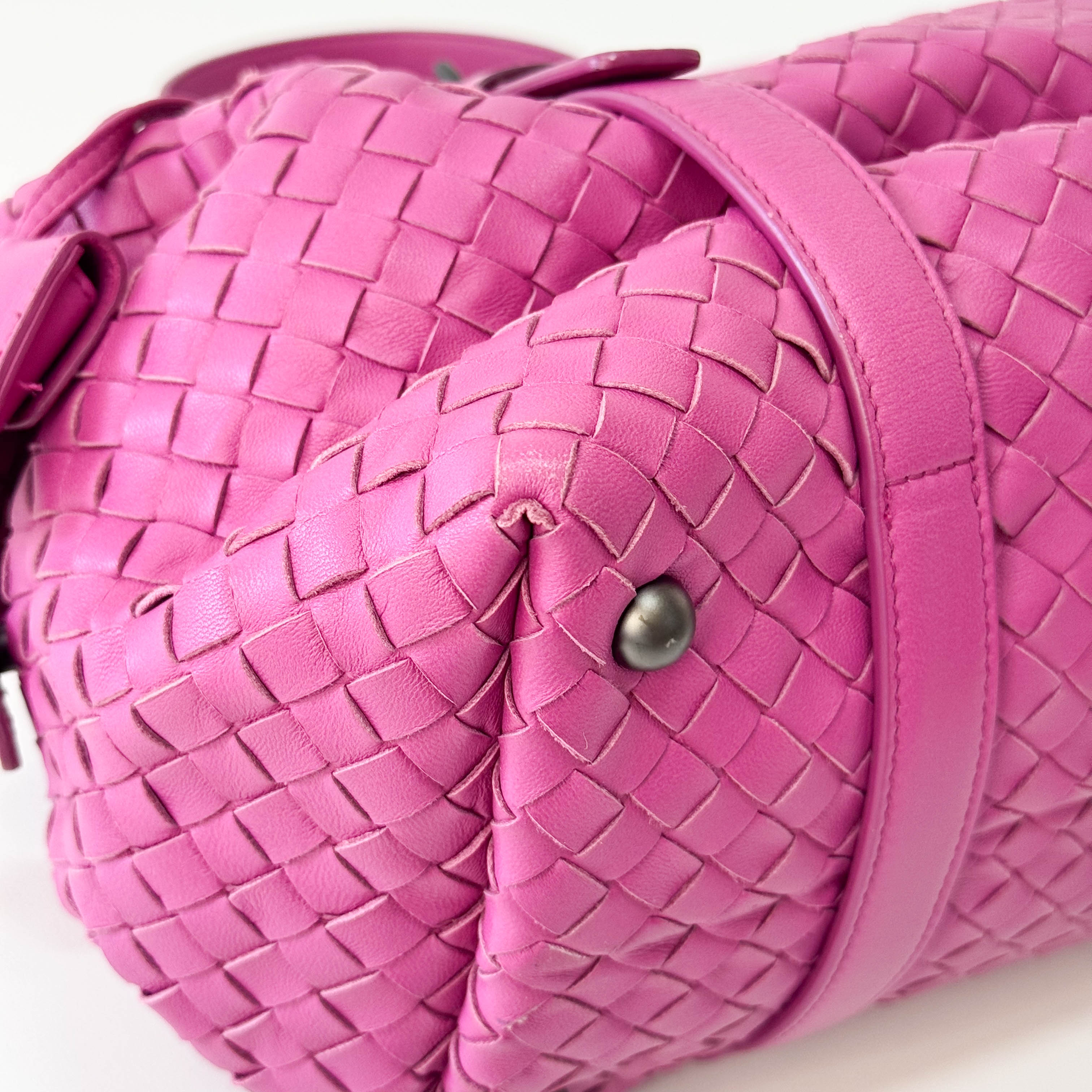 Intrecciato Fucsia Leather Bag