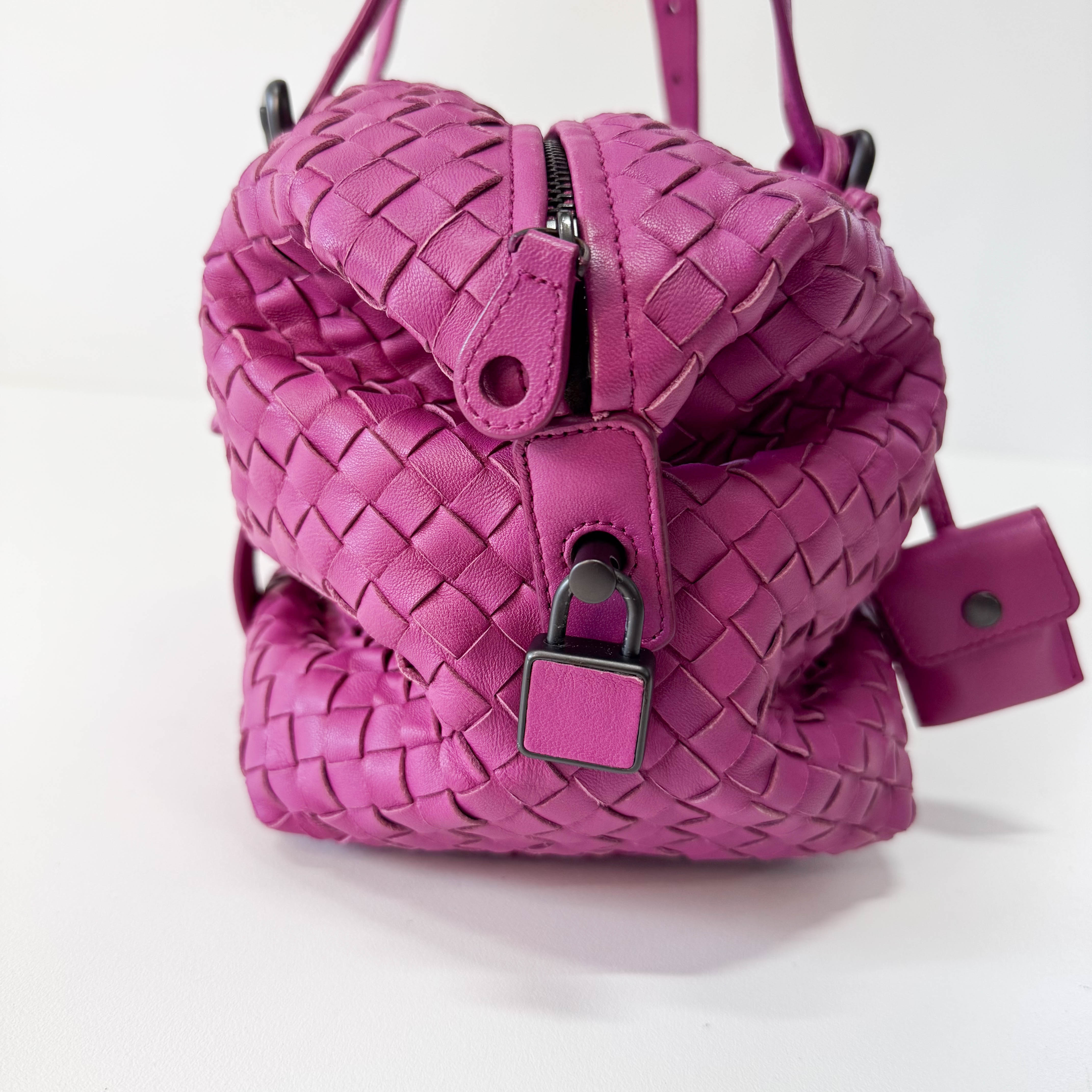 Intrecciato Fucsia Leather Bag