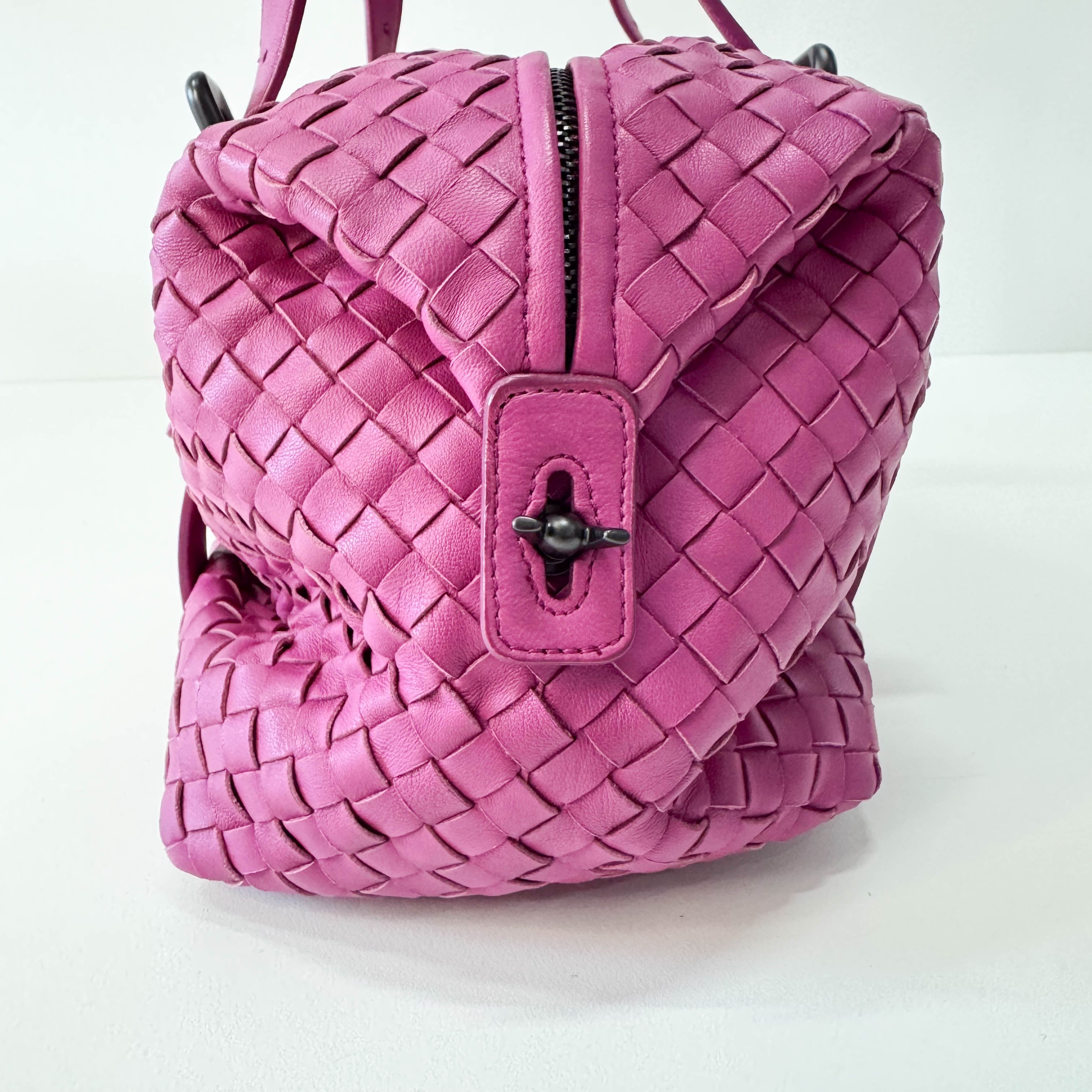 Intrecciato Fucsia Leather Bag