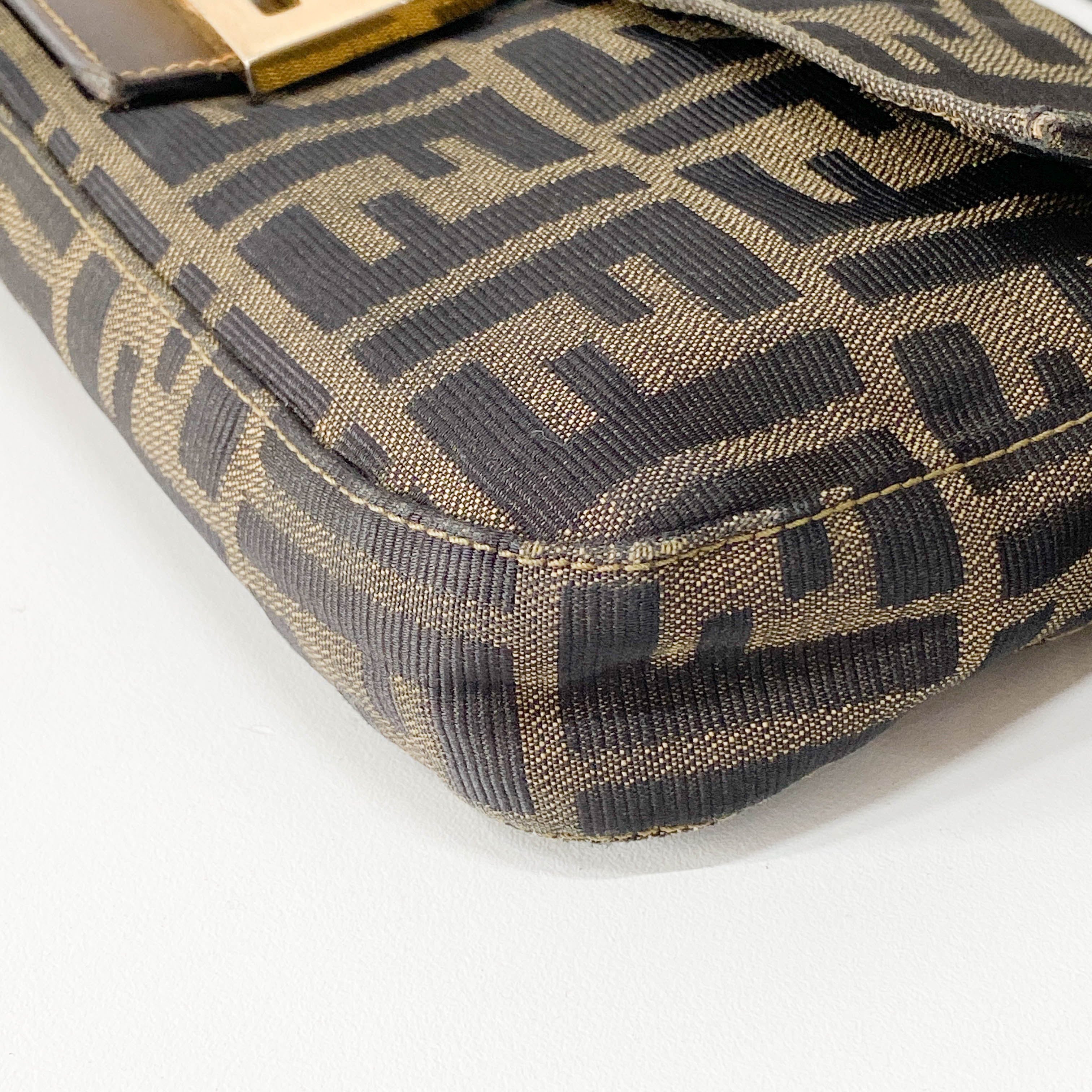 Zucca Baguette Brown Canvas Shoulder Bag