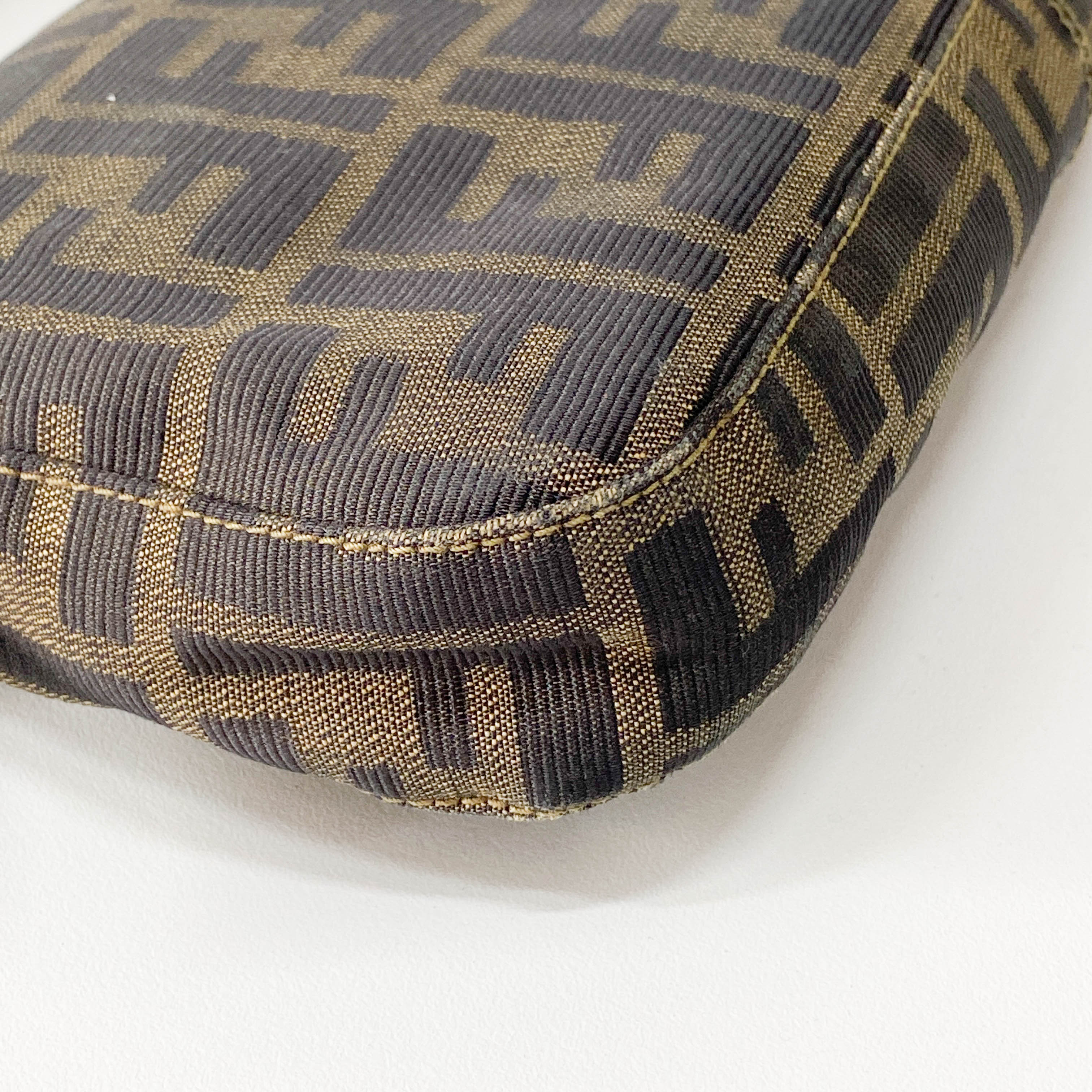 Zucca Baguette Brown Canvas Shoulder Bag