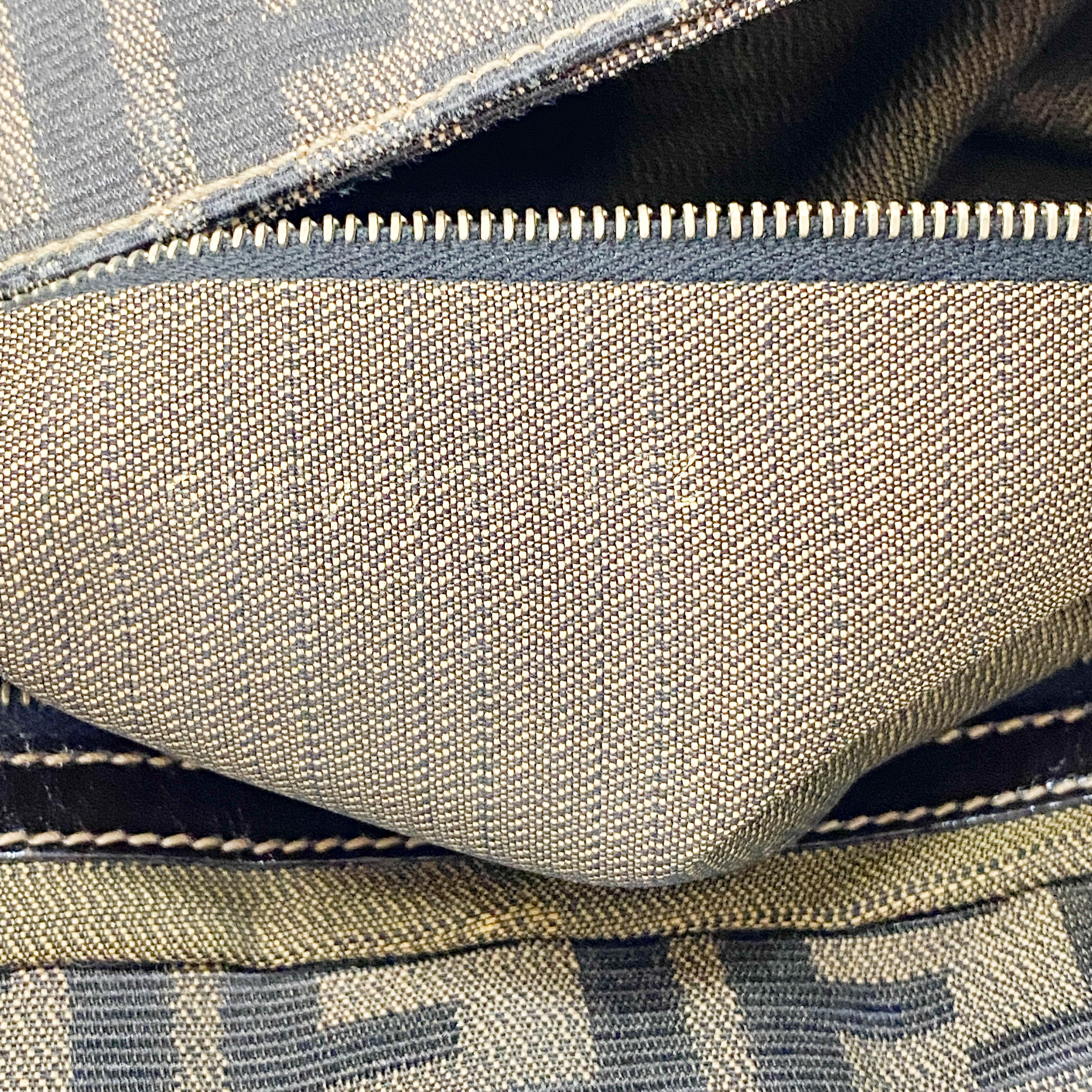 Zucca Baguette Brown Canvas Shoulder Bag