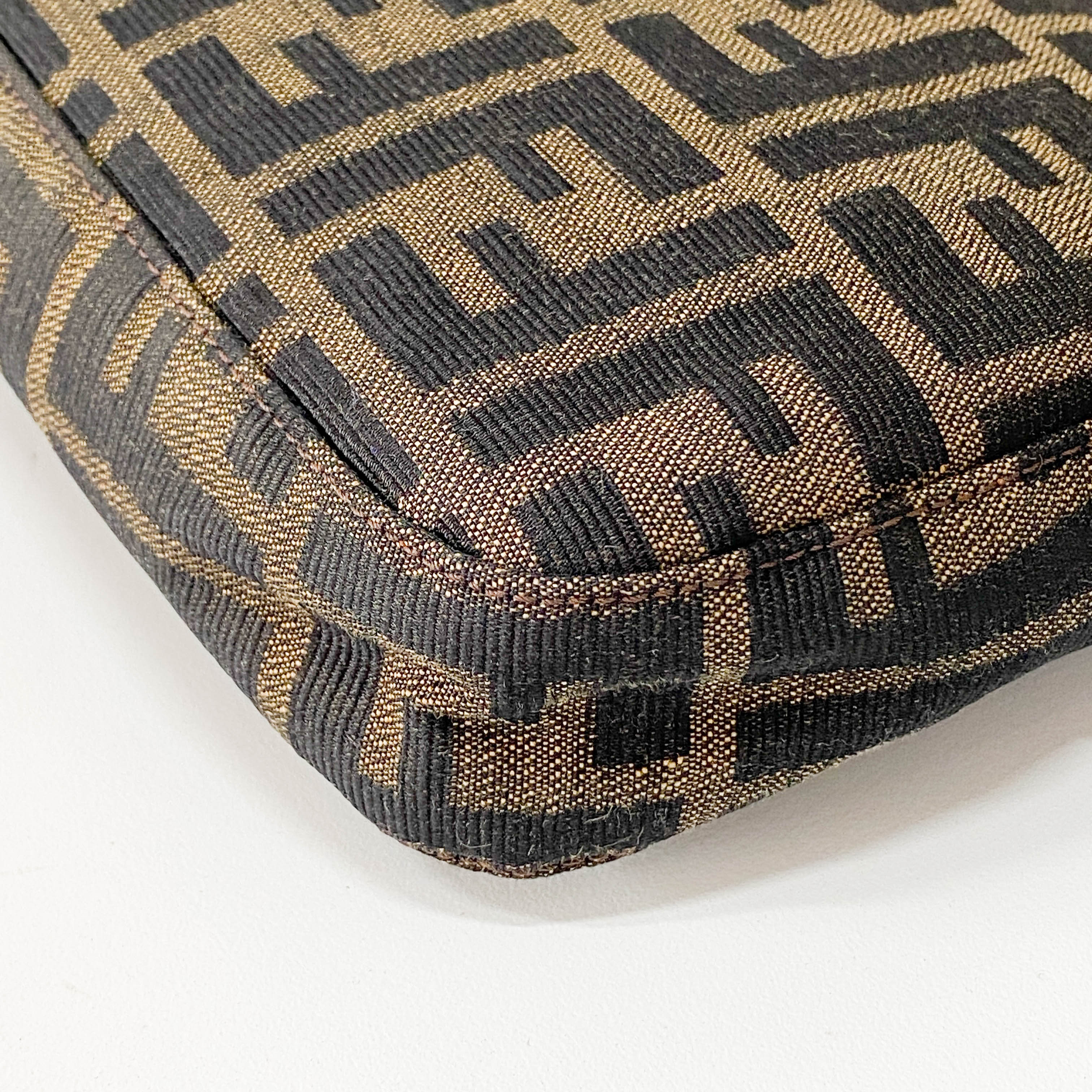 Zucca Baguette Brown Canvas Shoulder Bag