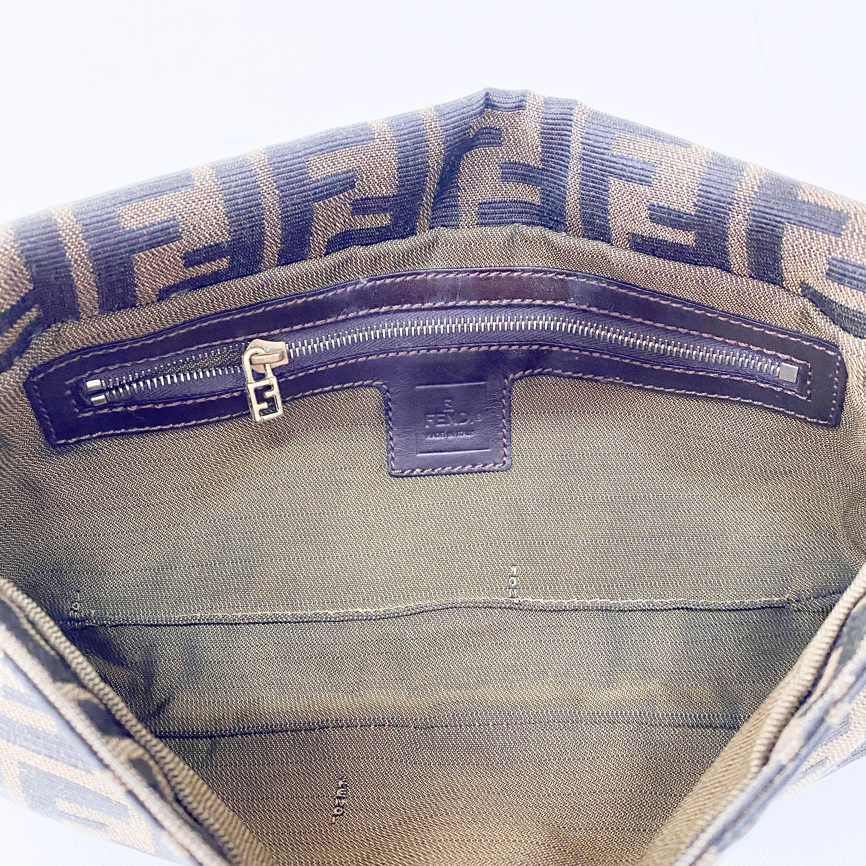 Zucca Baguette Brown Canvas Shoulder Bag