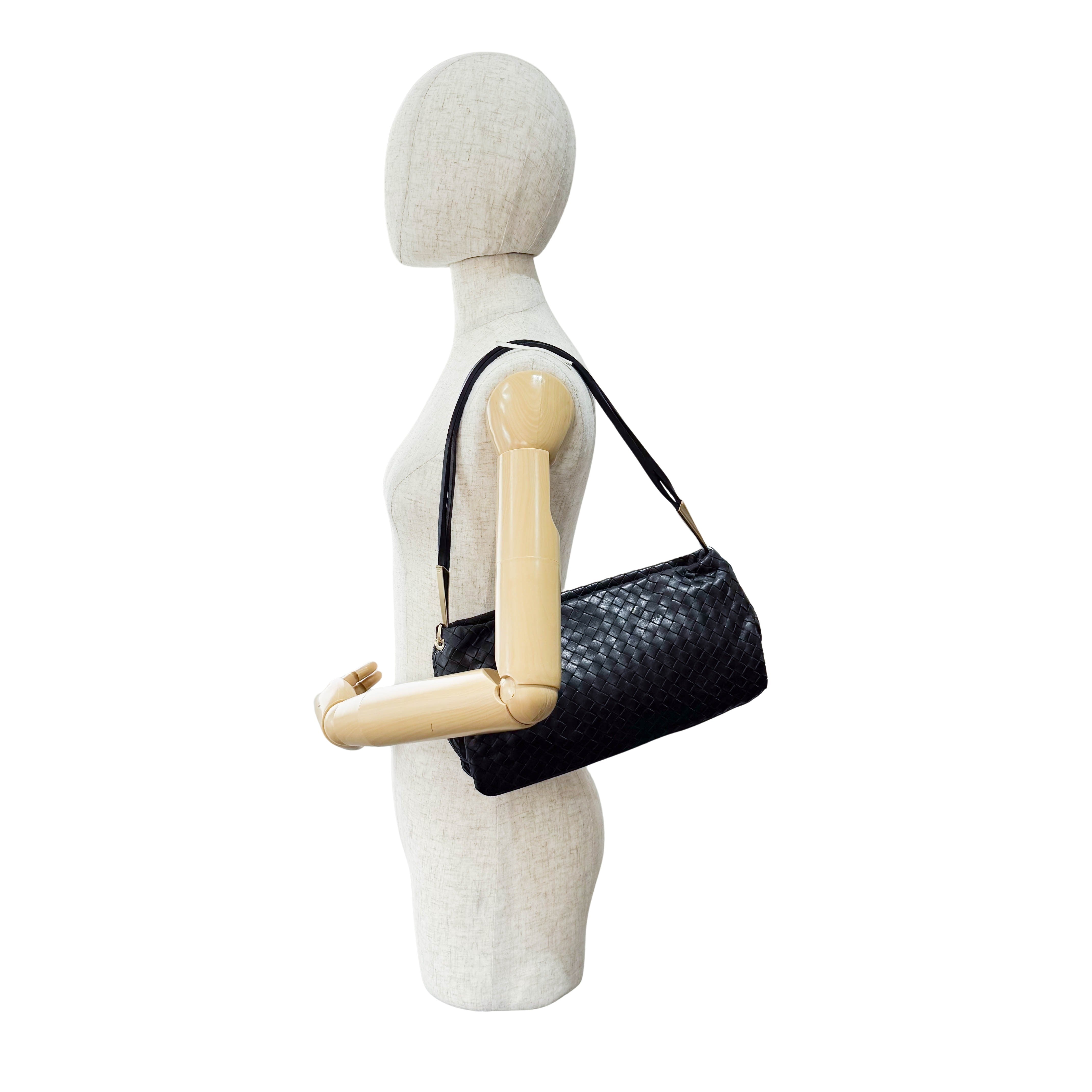 Intrecciato Black Leather Shoulder Bag