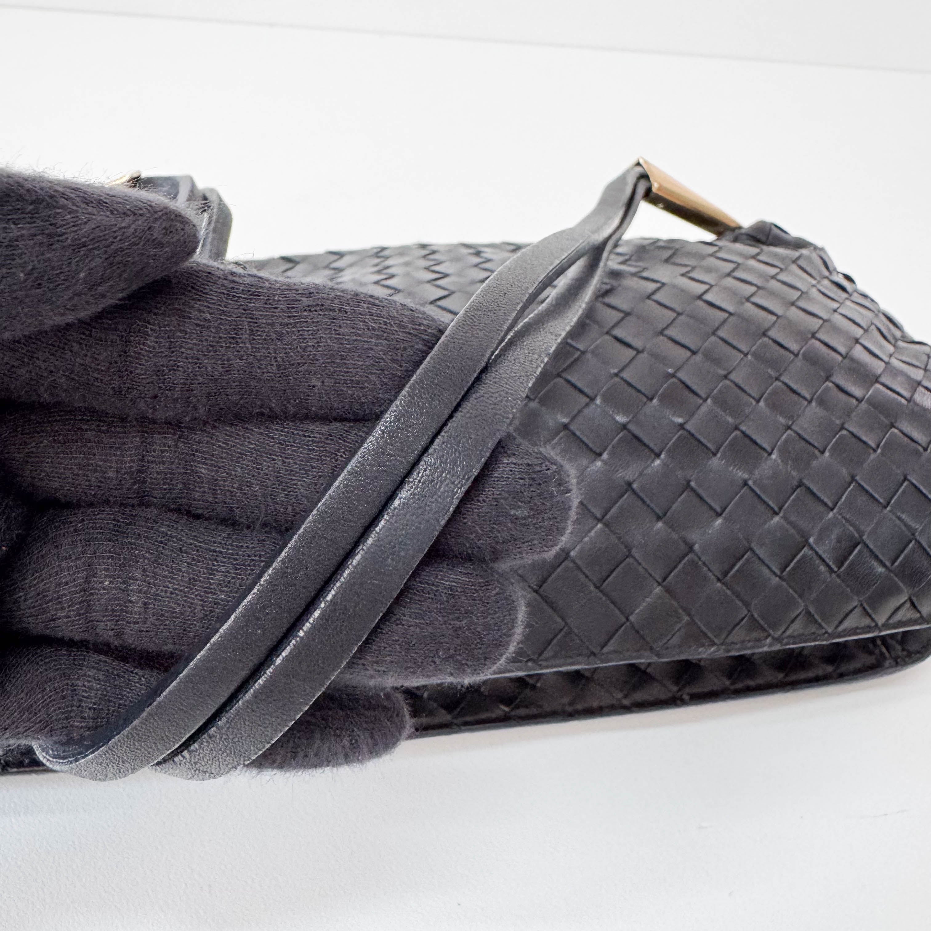 Intrecciato Black Leather Shoulder Bag