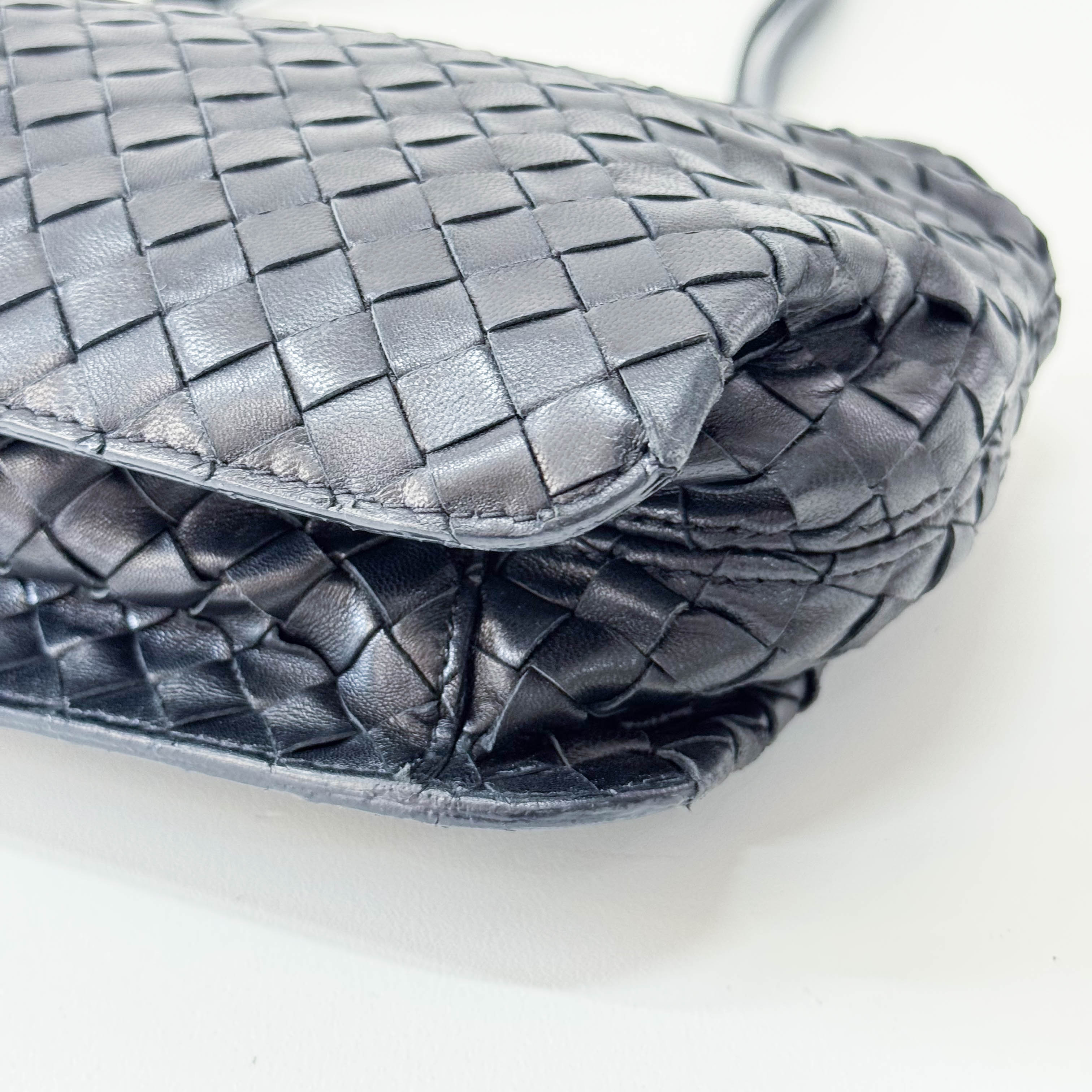 Intrecciato Black Leather Shoulder Bag