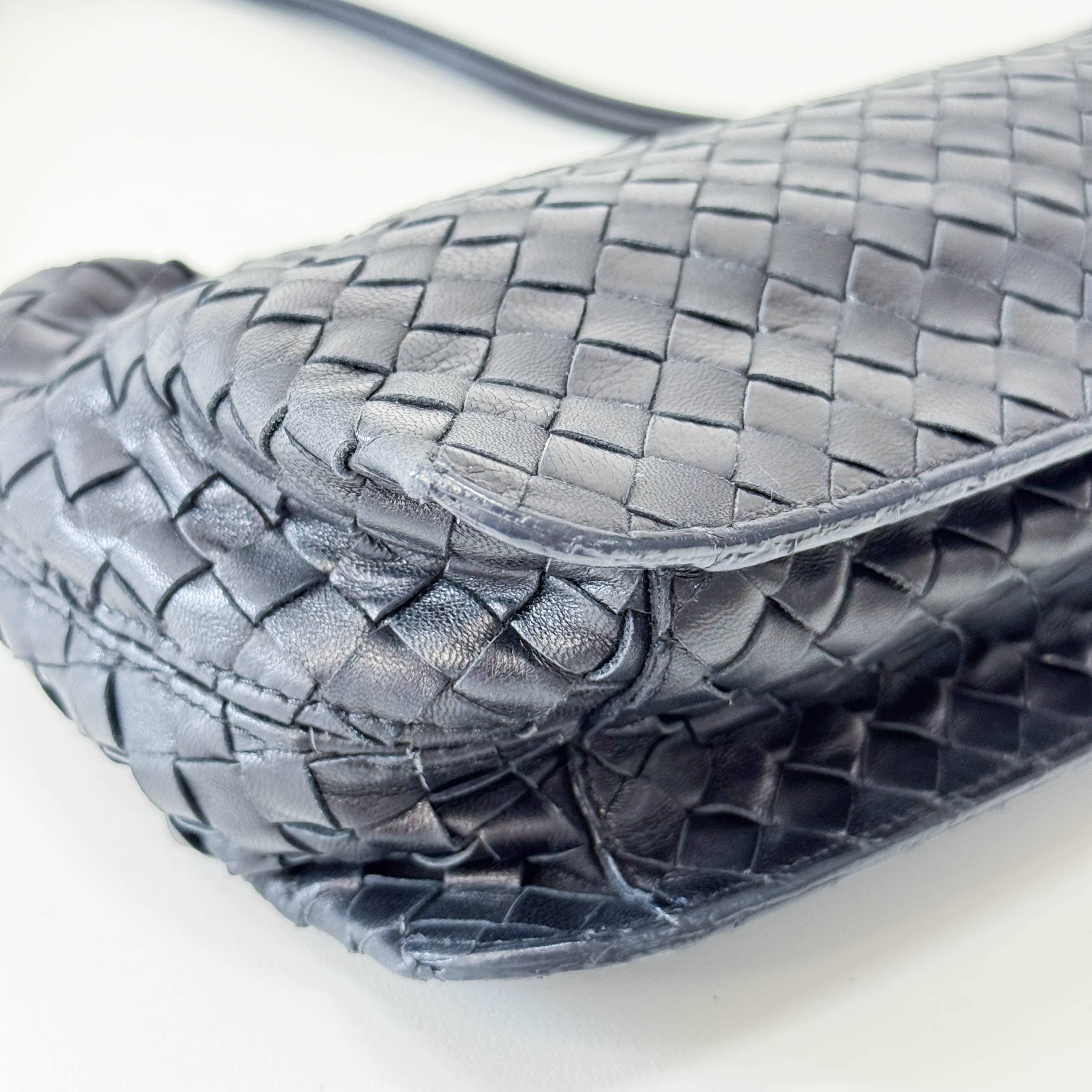 Intrecciato Black Leather Shoulder Bag