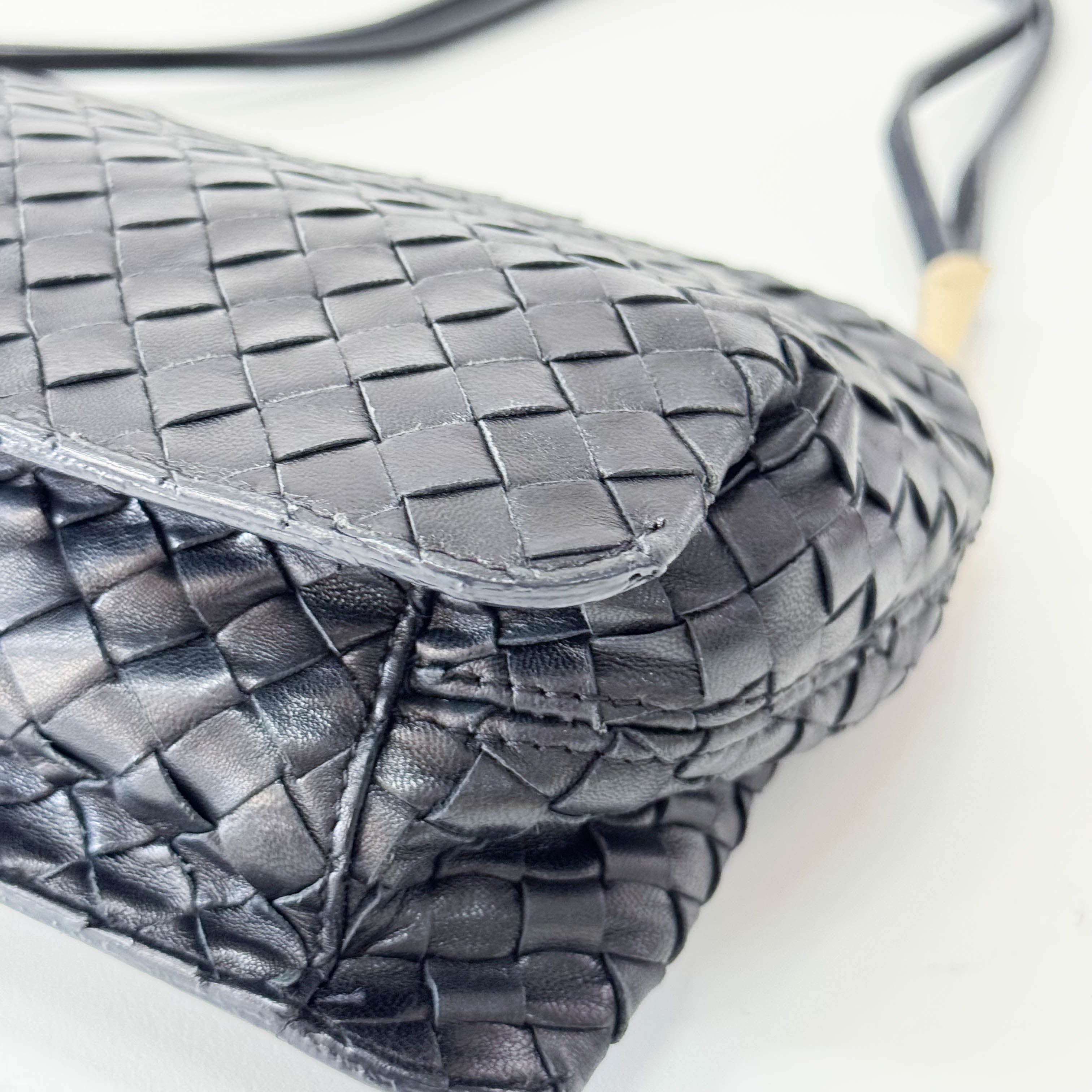 Intrecciato Black Leather Shoulder Bag