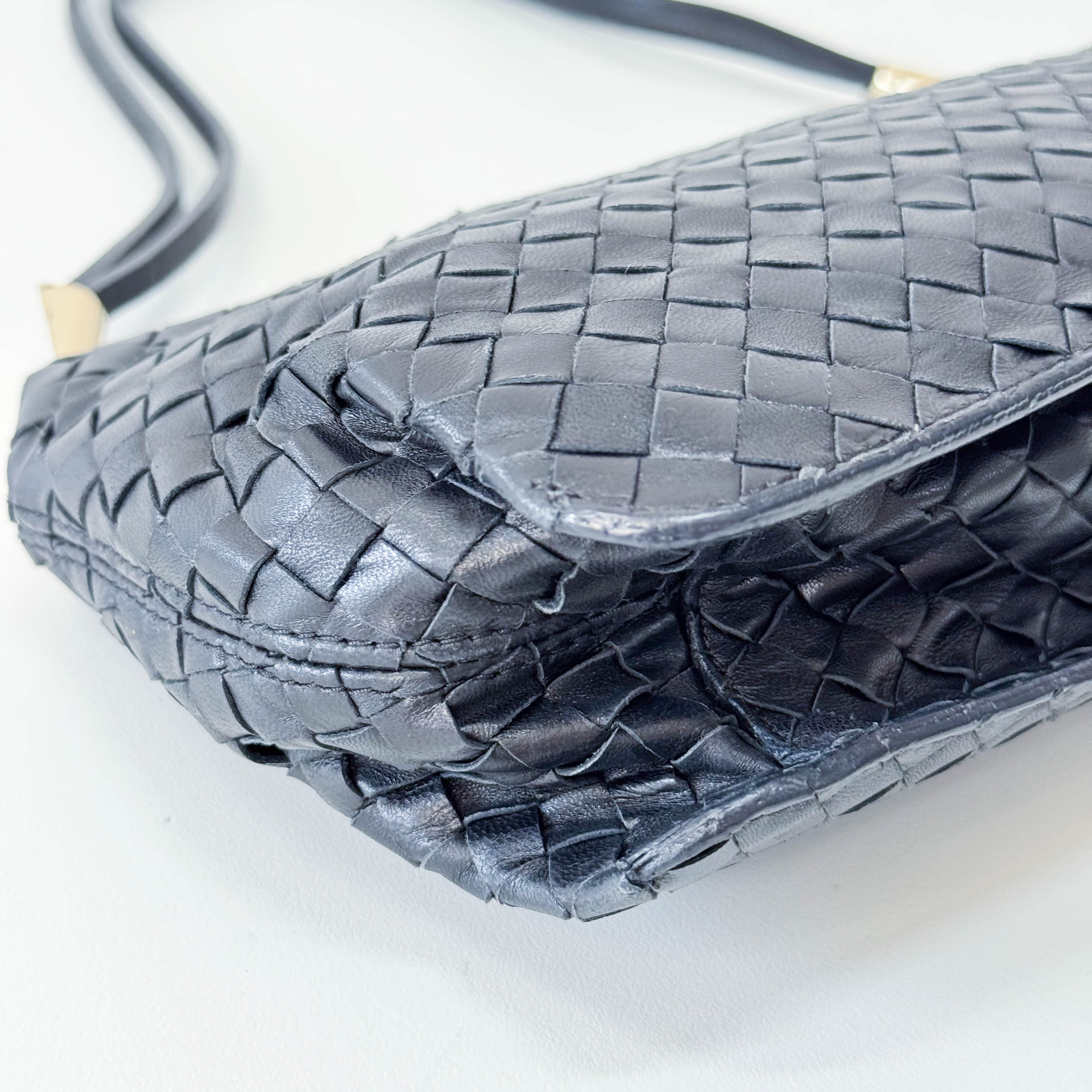 Intrecciato Black Leather Shoulder Bag