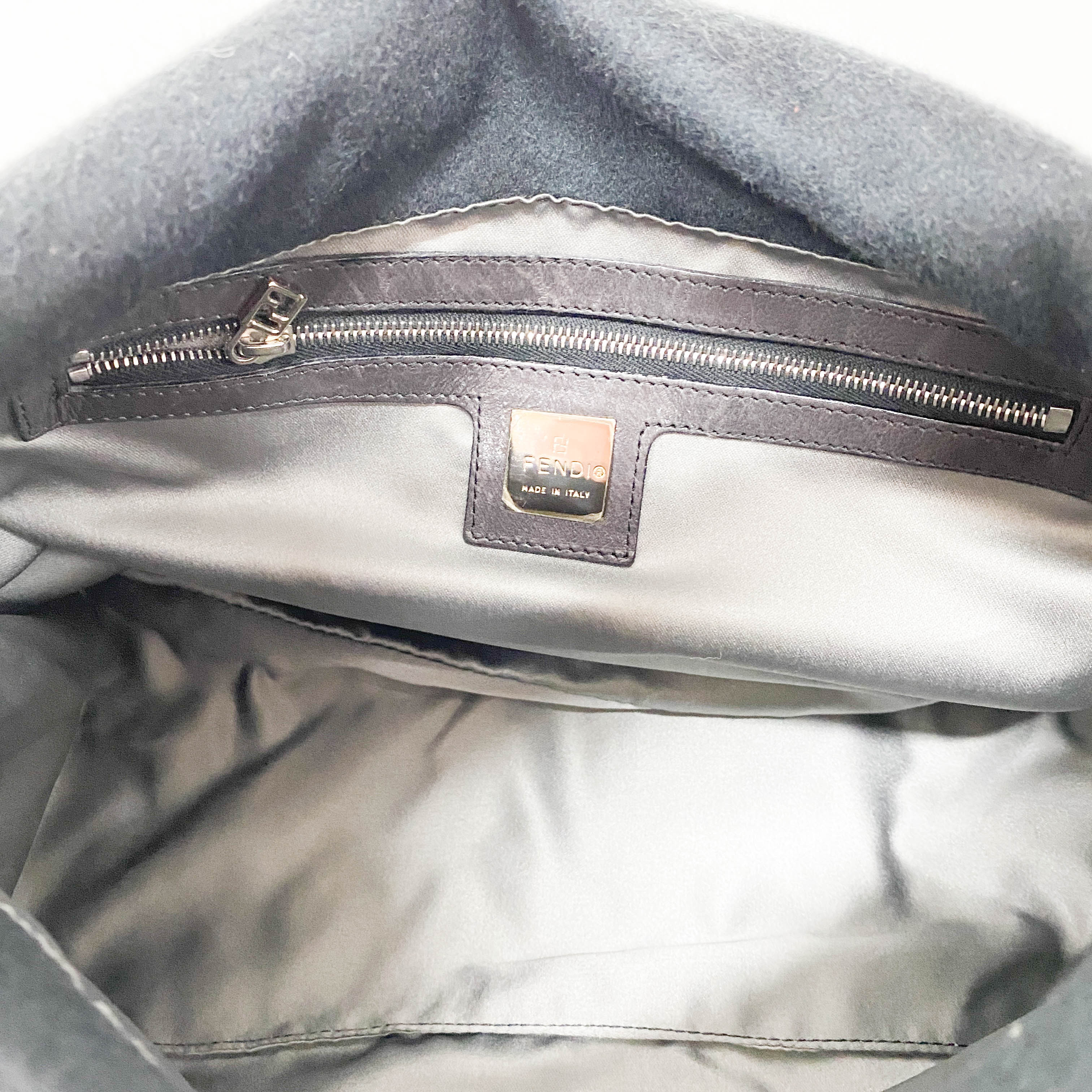 Mamma Baguette Black Wool Shoulder Bag