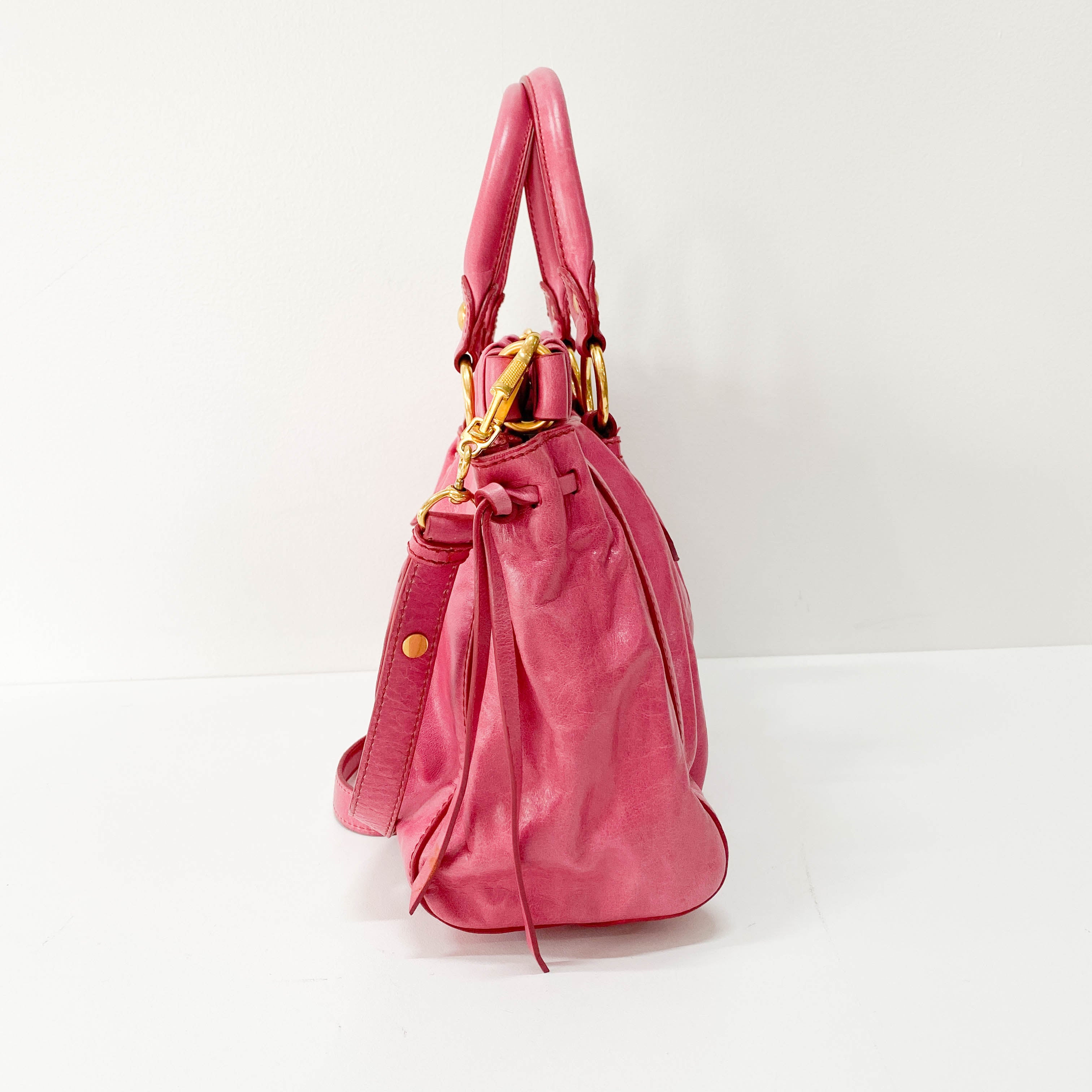 Vitello Pink Leather Shoulder Bag