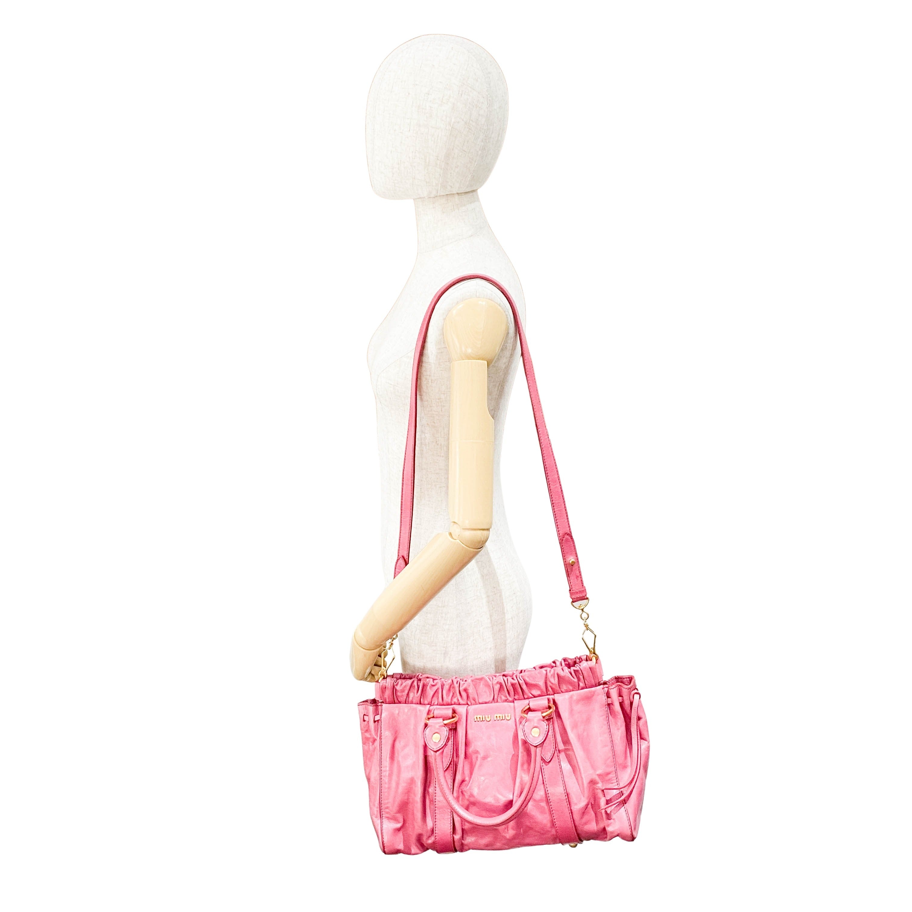 Vitello Pink Leather Shoulder Bag