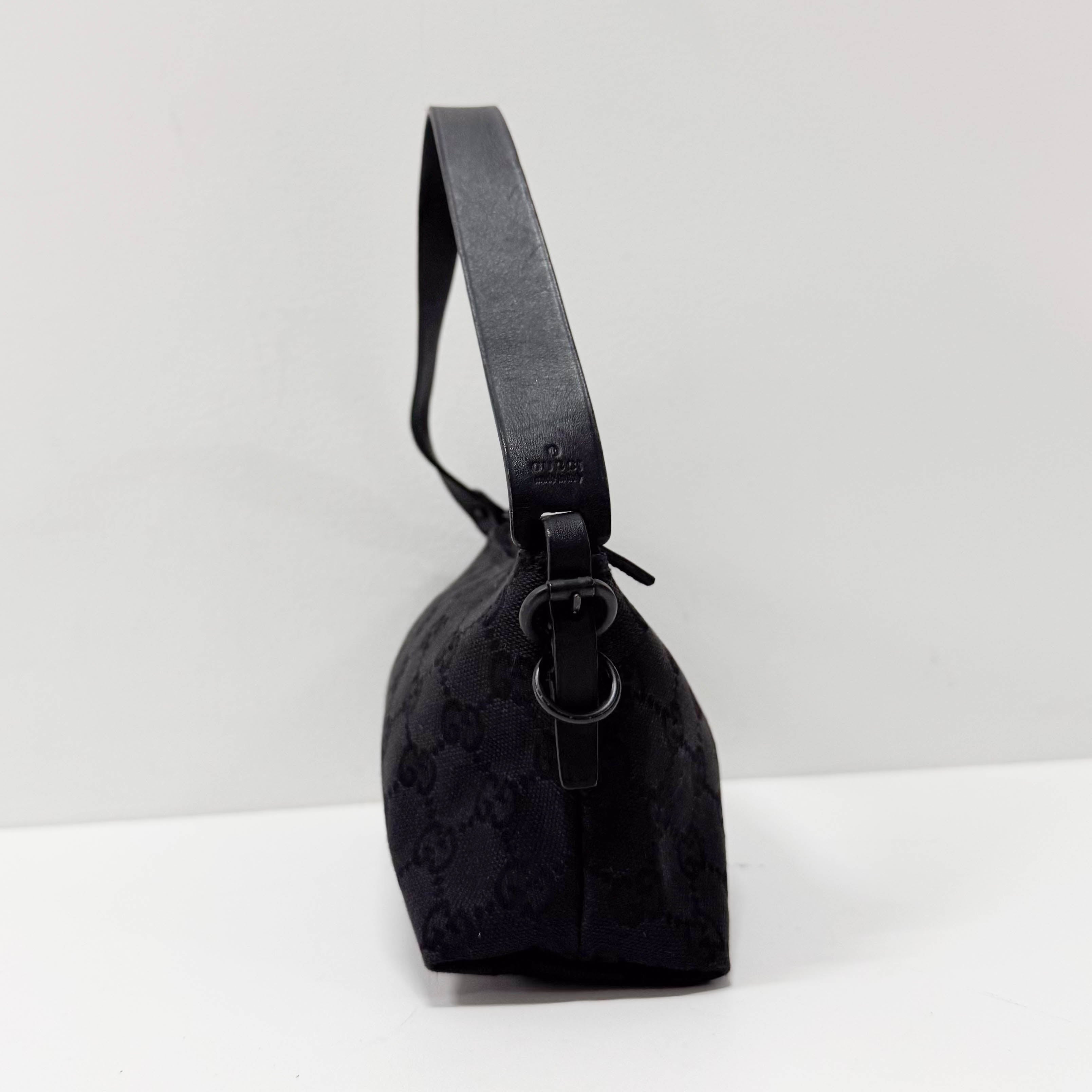 Black GG Canvas Accessory Pouch Shoulder Bag