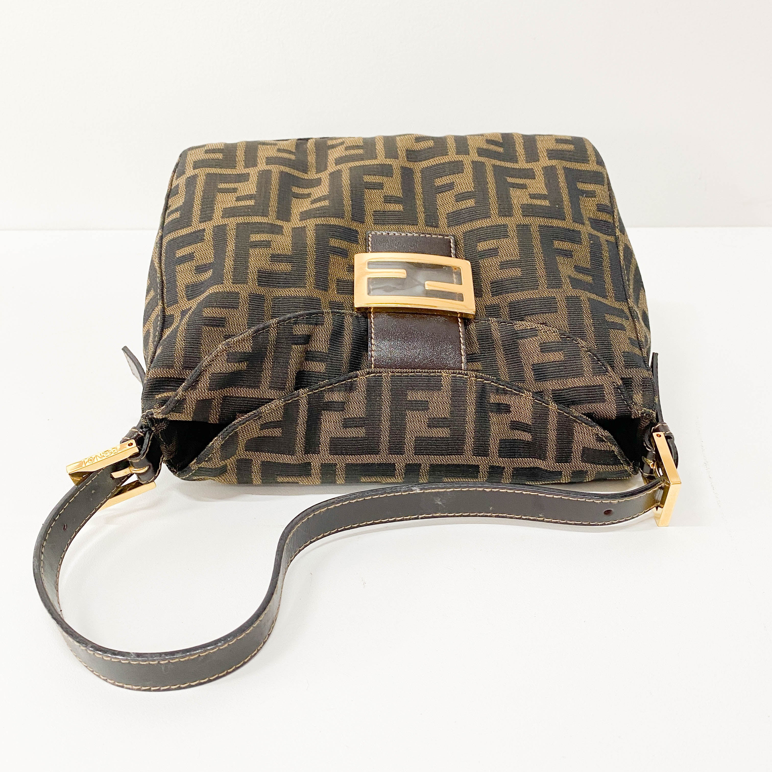 Zucca Brown Canvas Shoulder Bag