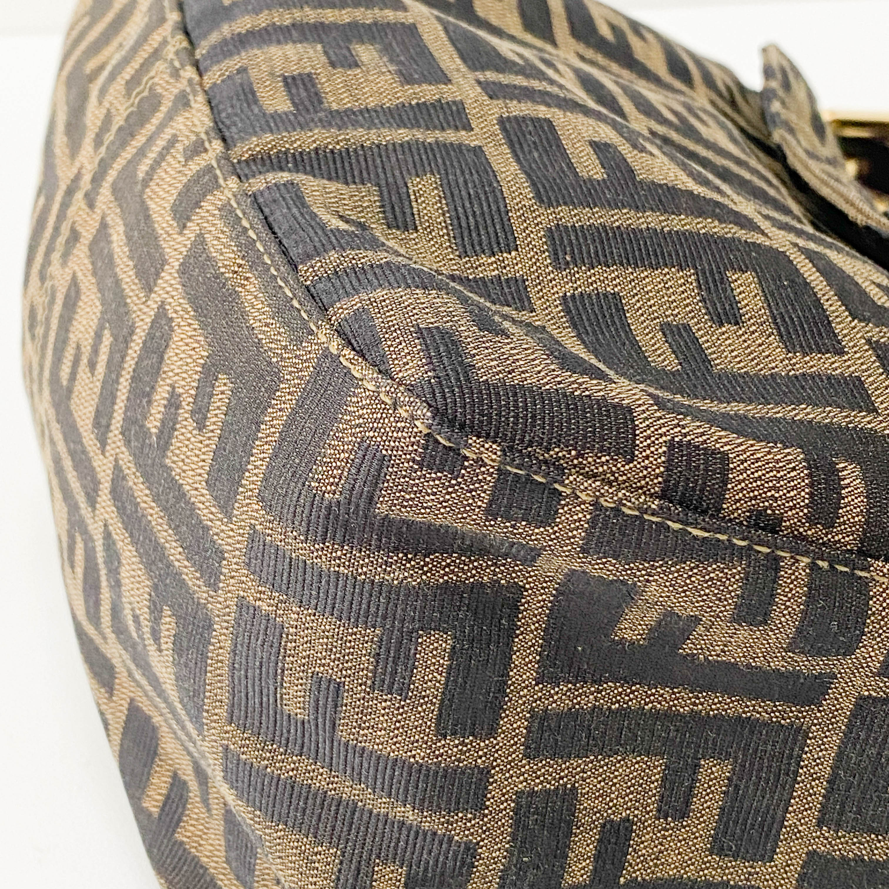 Zucca Brown Canvas Shoulder Bag