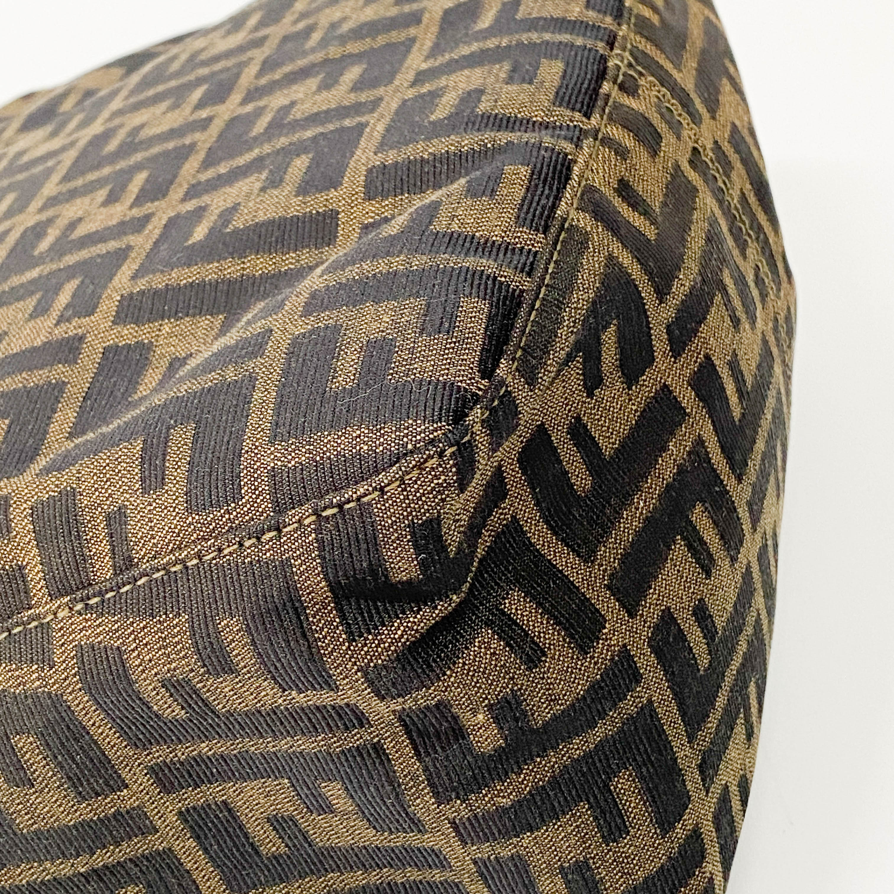 Zucca Brown Canvas Shoulder Bag