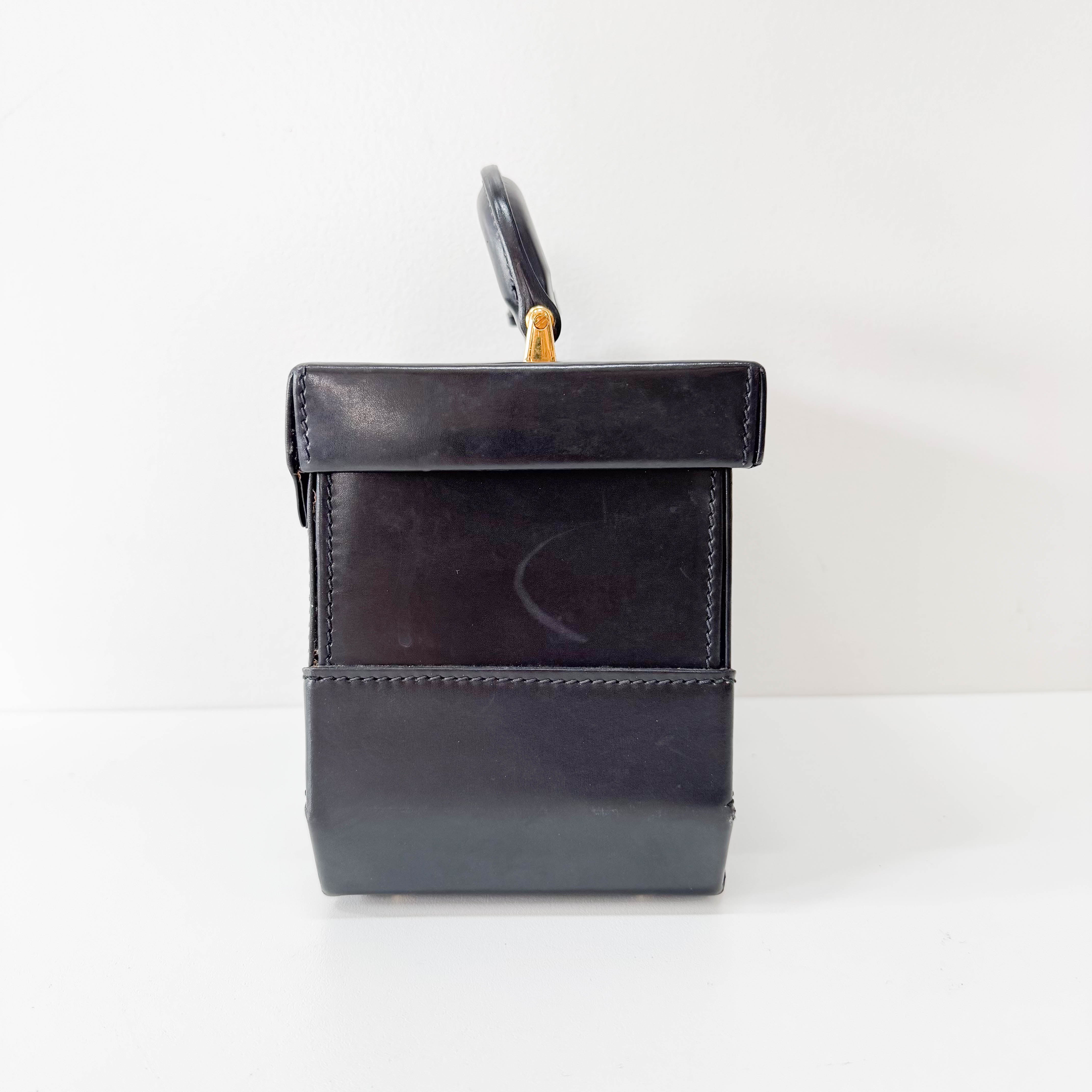 Lady Lock Vanity Case Black Leather Handbag