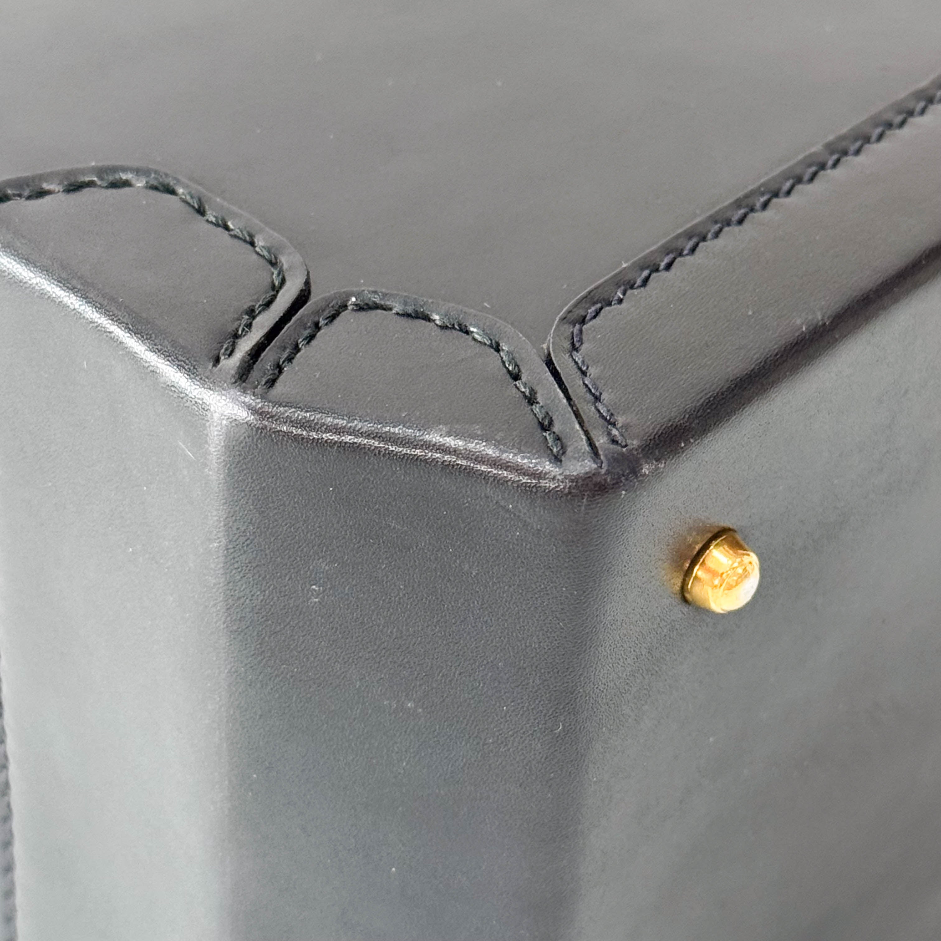 Lady Lock Vanity Case Black Leather Handbag