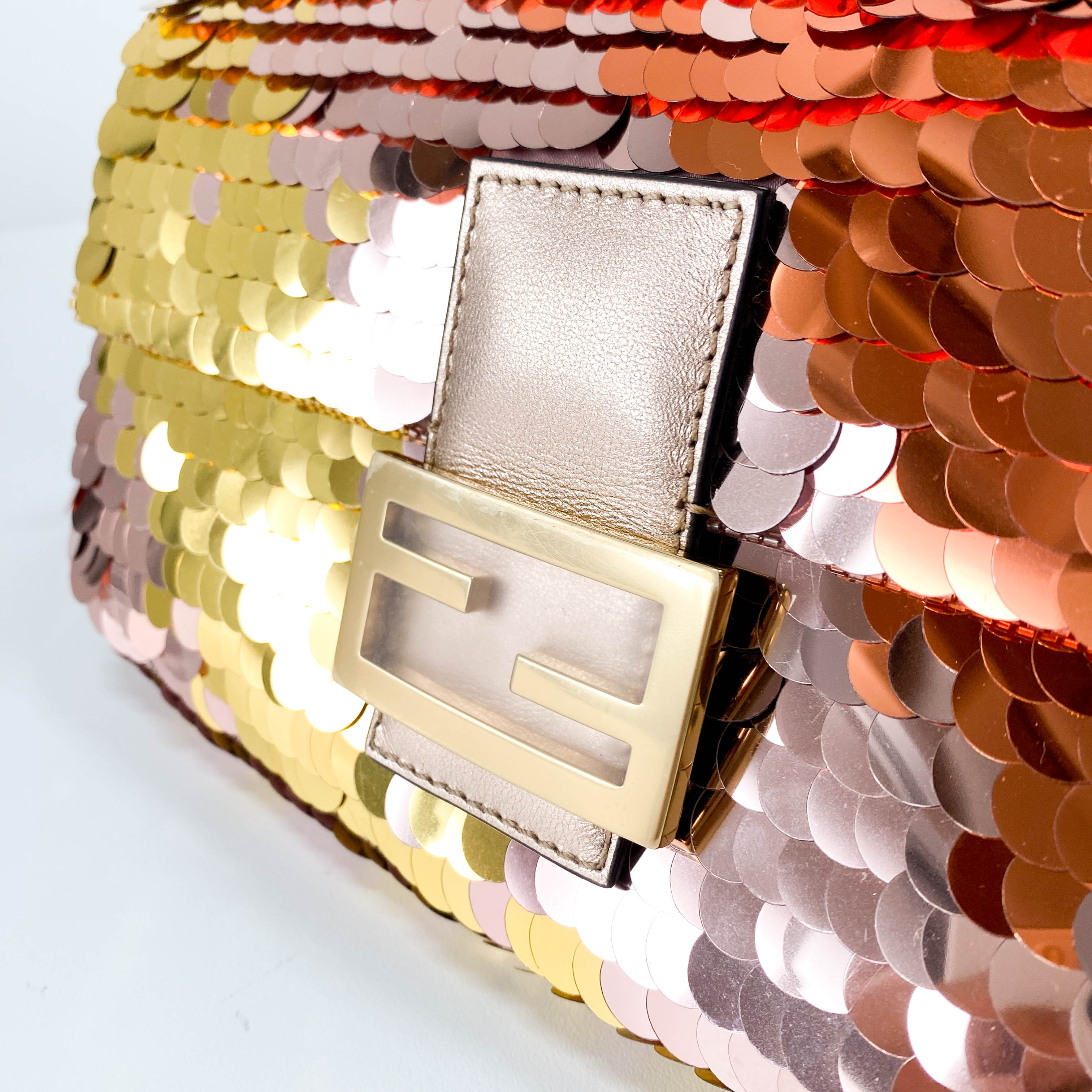 Baguette Re-Edition 1997 Pink/Red Multicolor Sequin Shoulder Bag