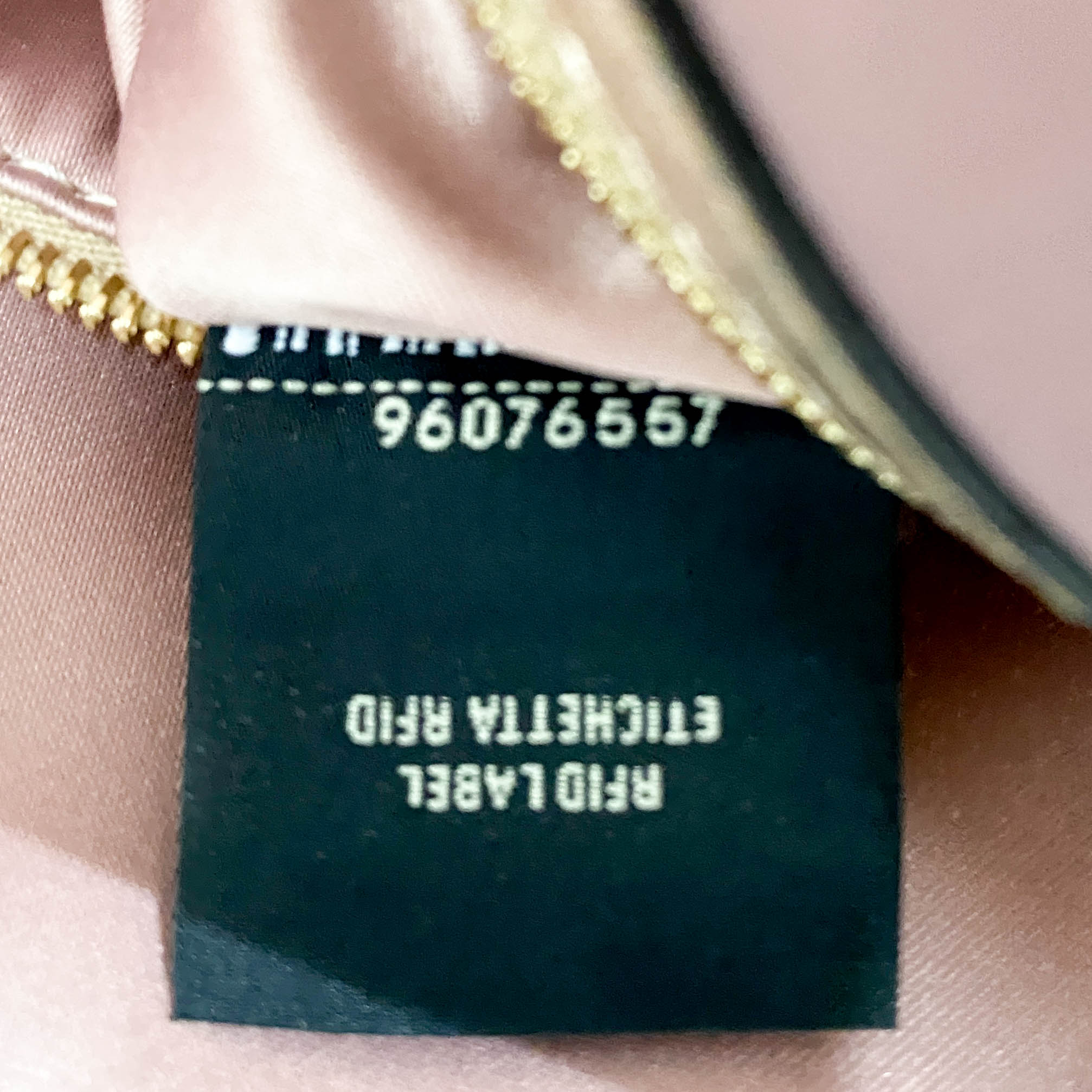 Baguette Re-Edition 1997 Pink/Red Multicolor Sequin Shoulder Bag