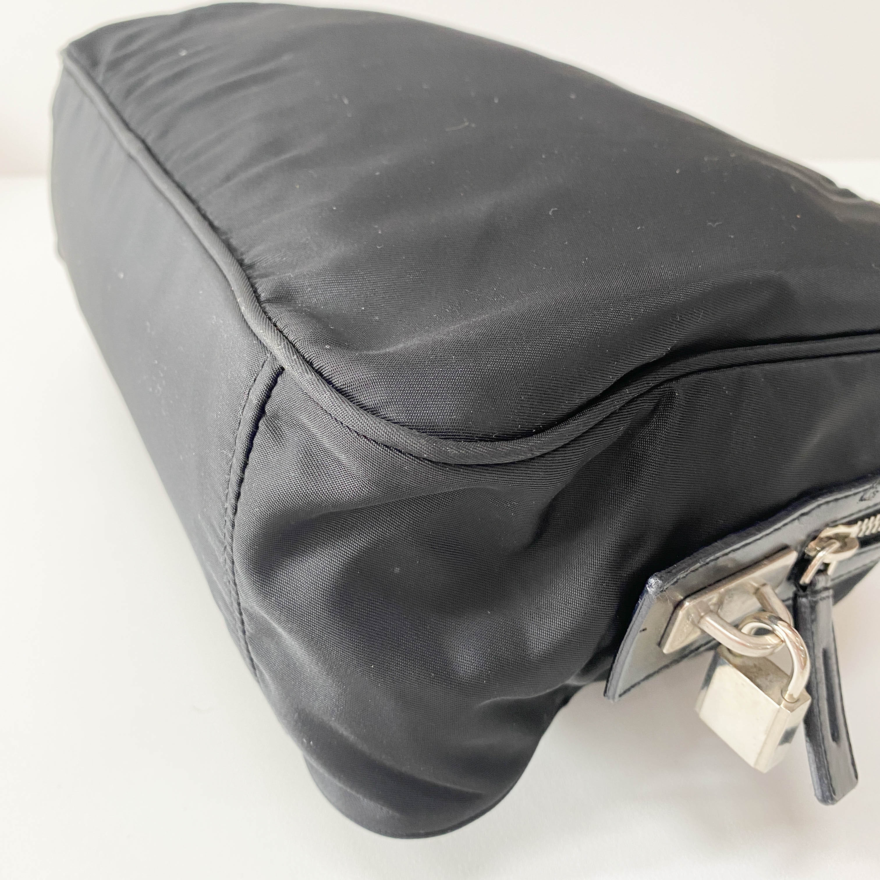 Tessuto Black Nylon Shoulder Bag