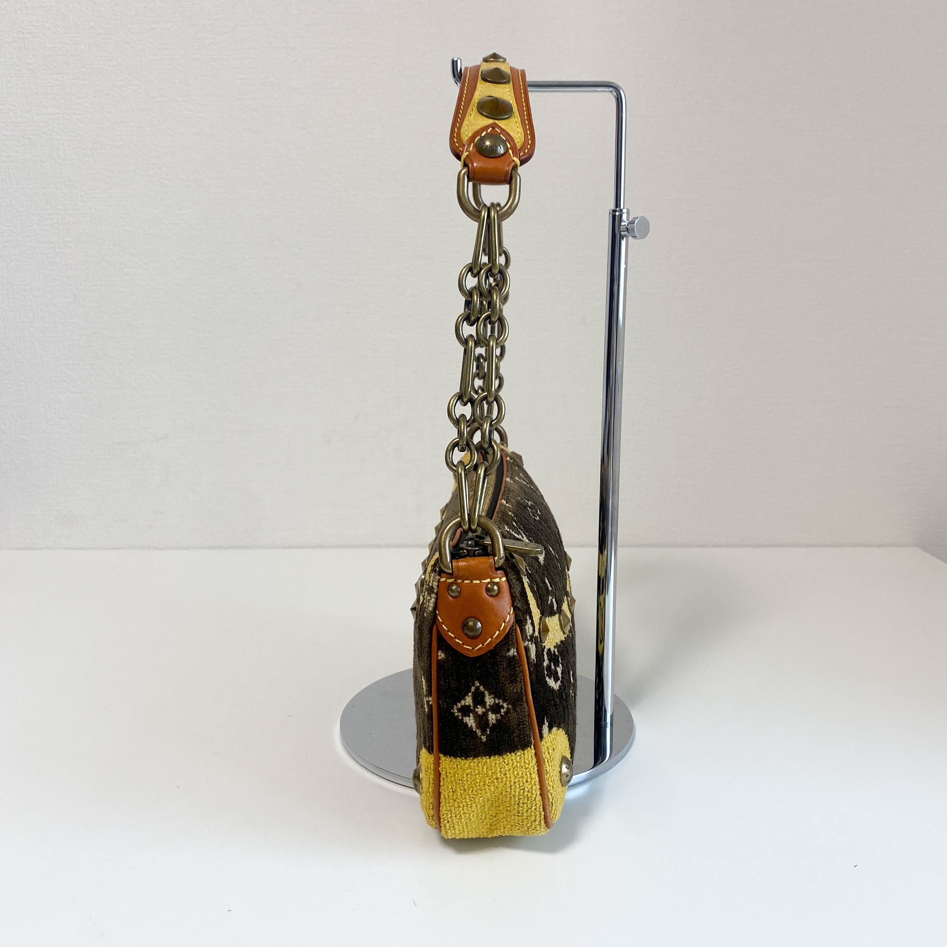 Trompe L'oeil Pochette Accessories Bag