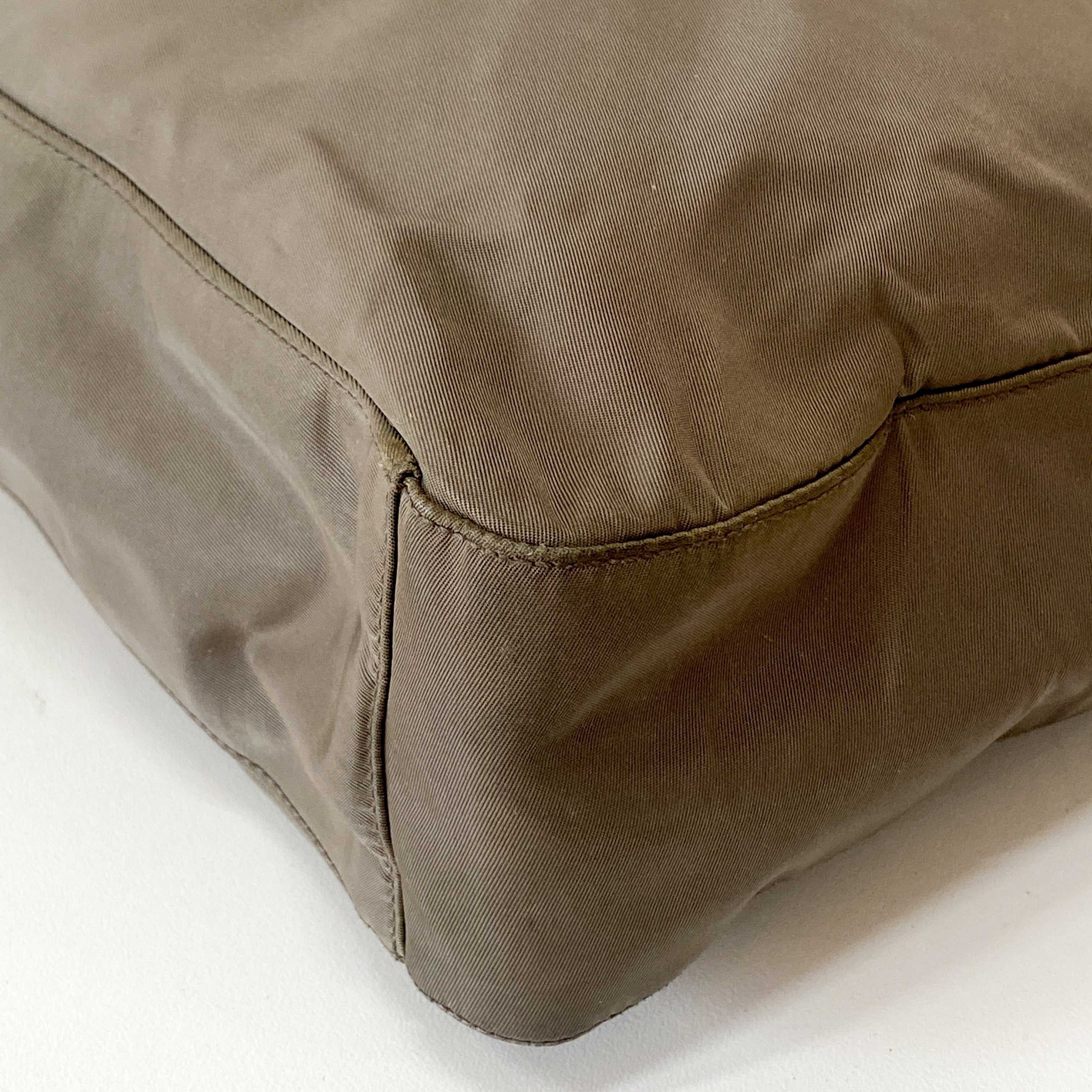 Archive Tessuto Grey Nylon Turnaround Strap Shoulder Bag