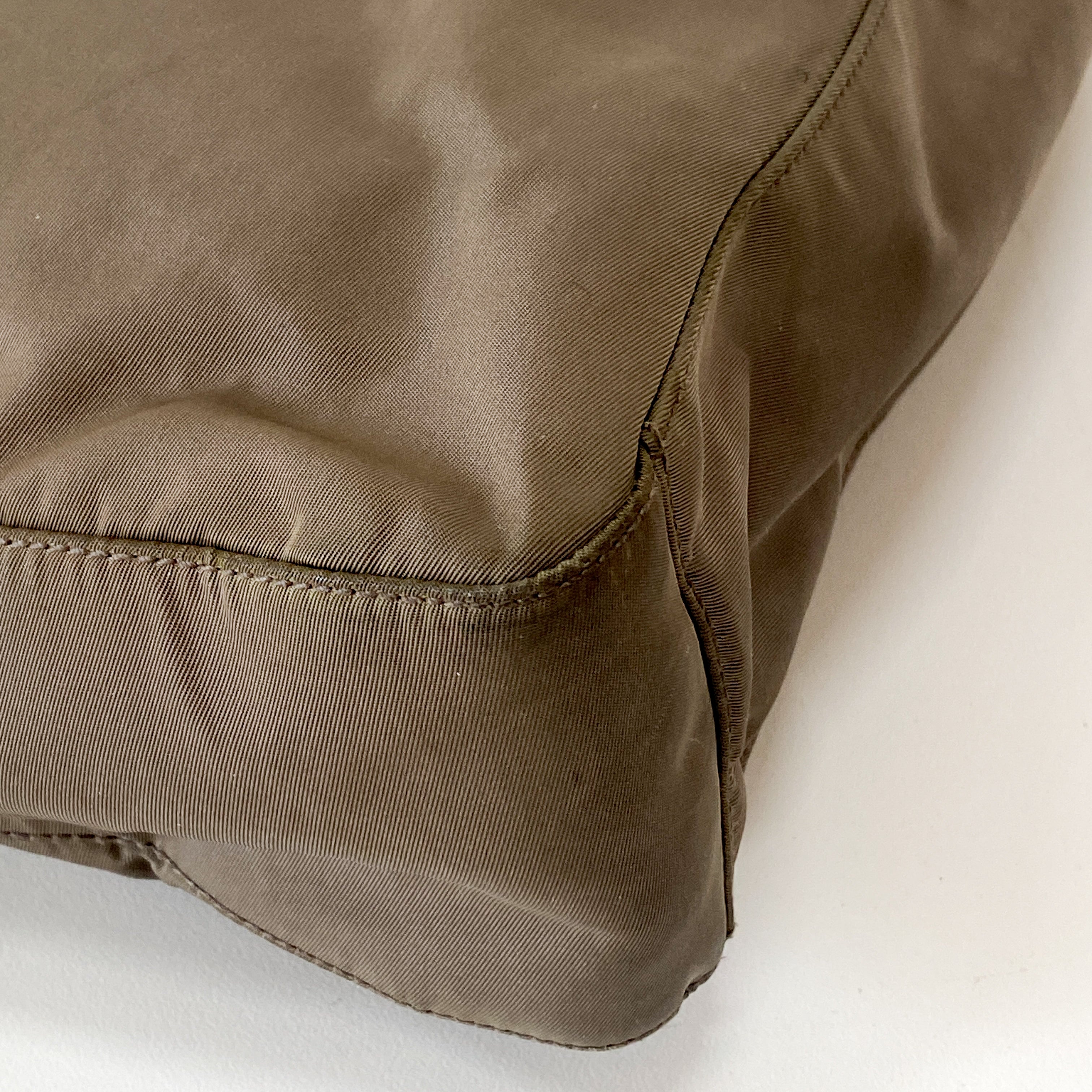 Archive Tessuto Grey Nylon Turnaround Strap Shoulder Bag