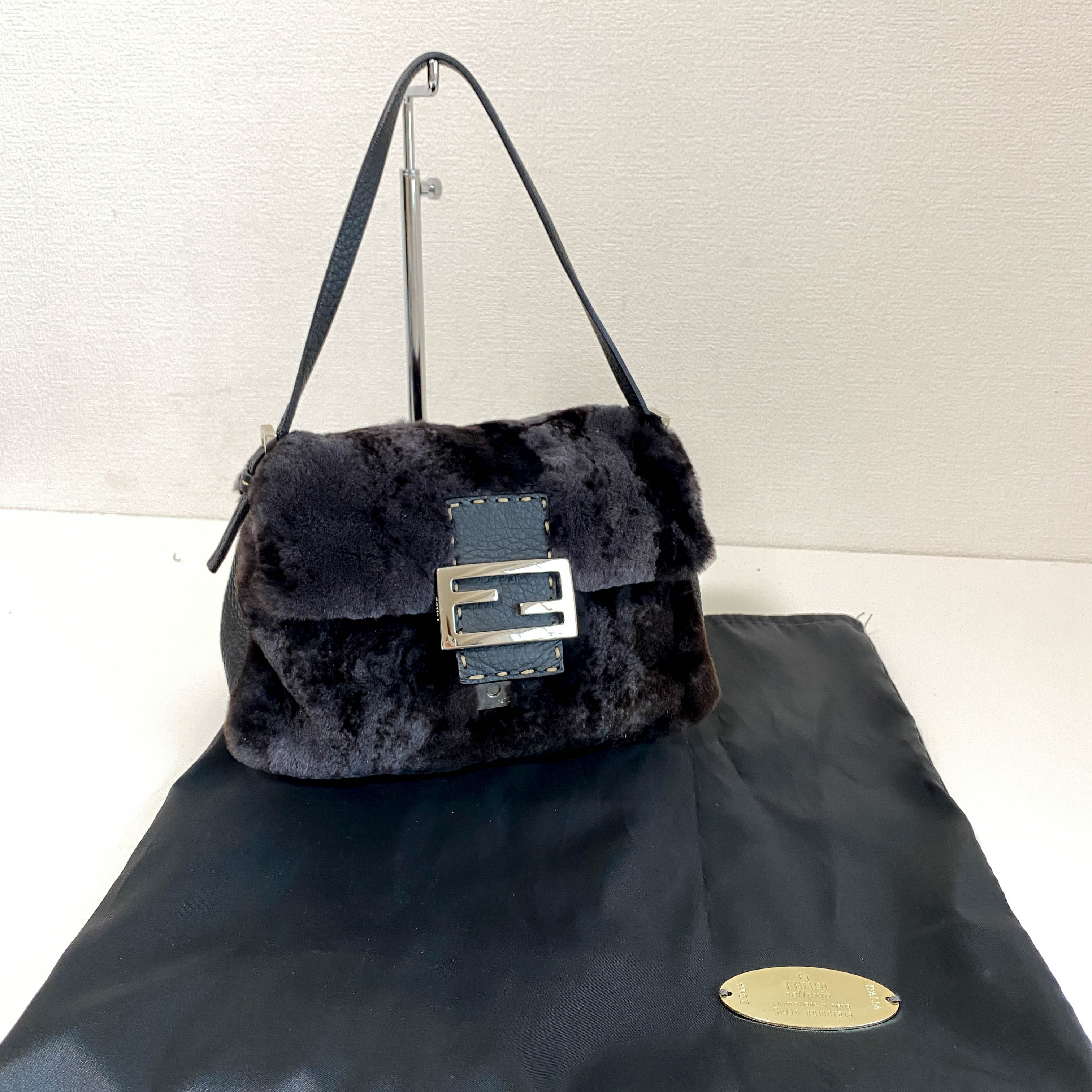 Mini Mamma Baguette Black Fur and Leather
