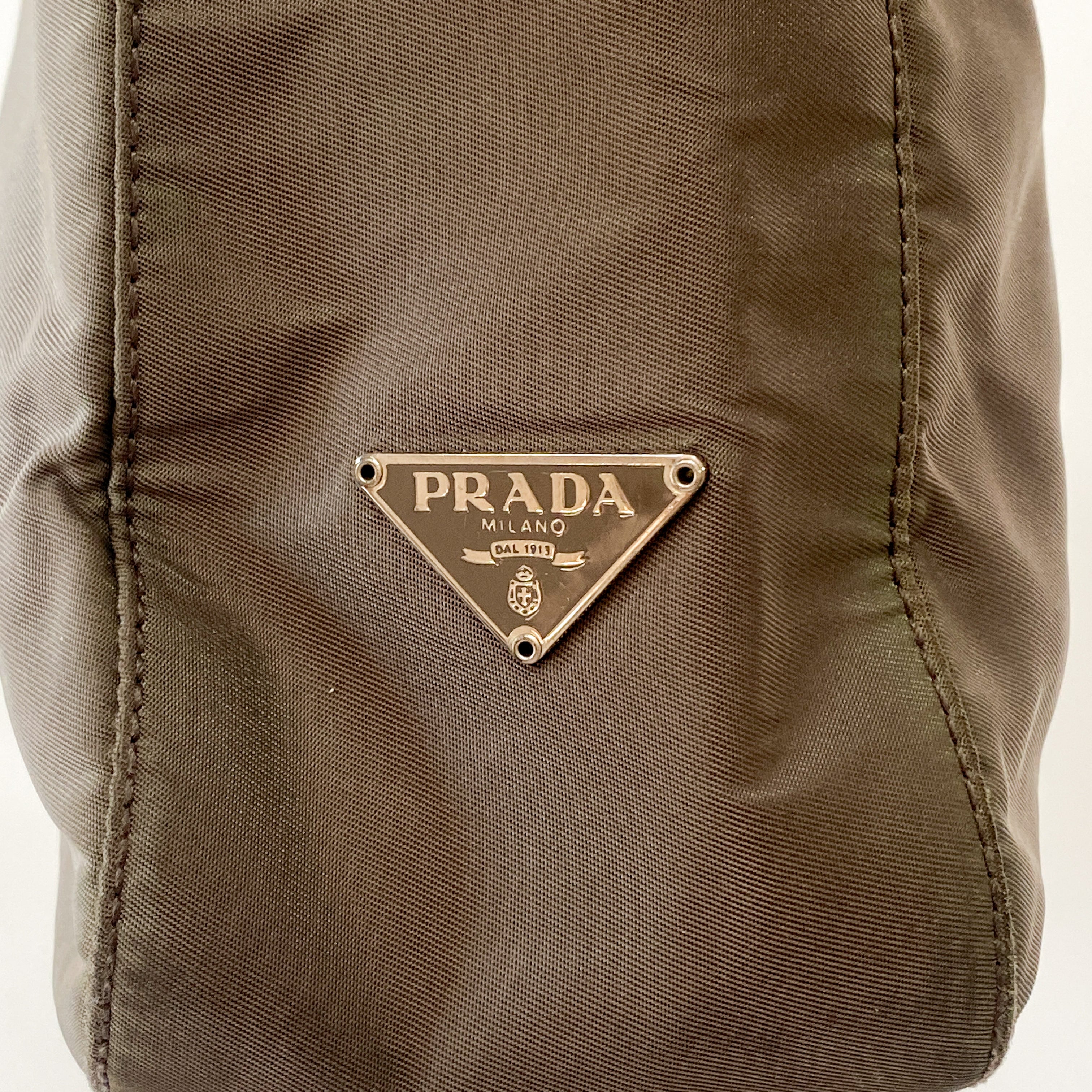 Archive Tessuto Grey Nylon Turnaround Strap Shoulder Bag