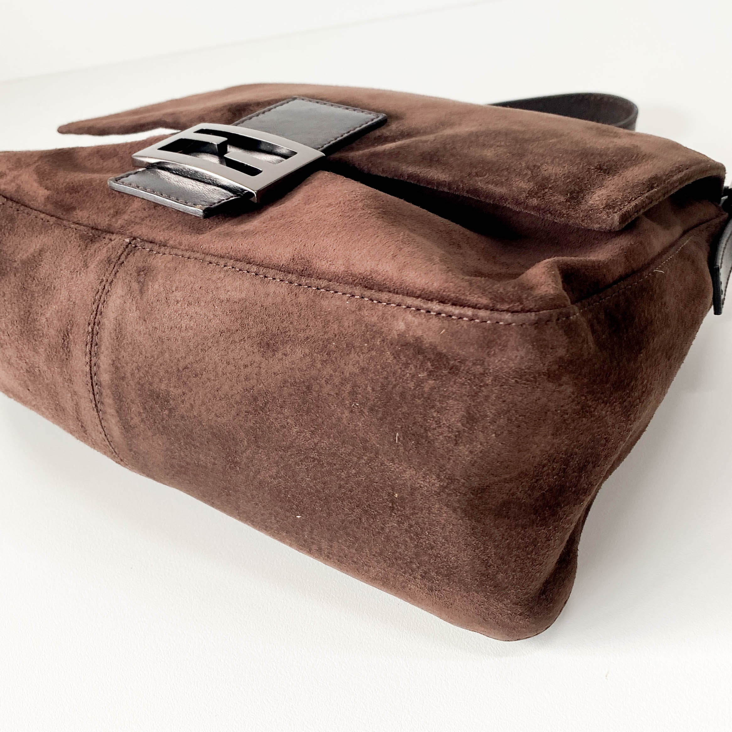 Mamma Baguette Suede Brown Shoulder Bag