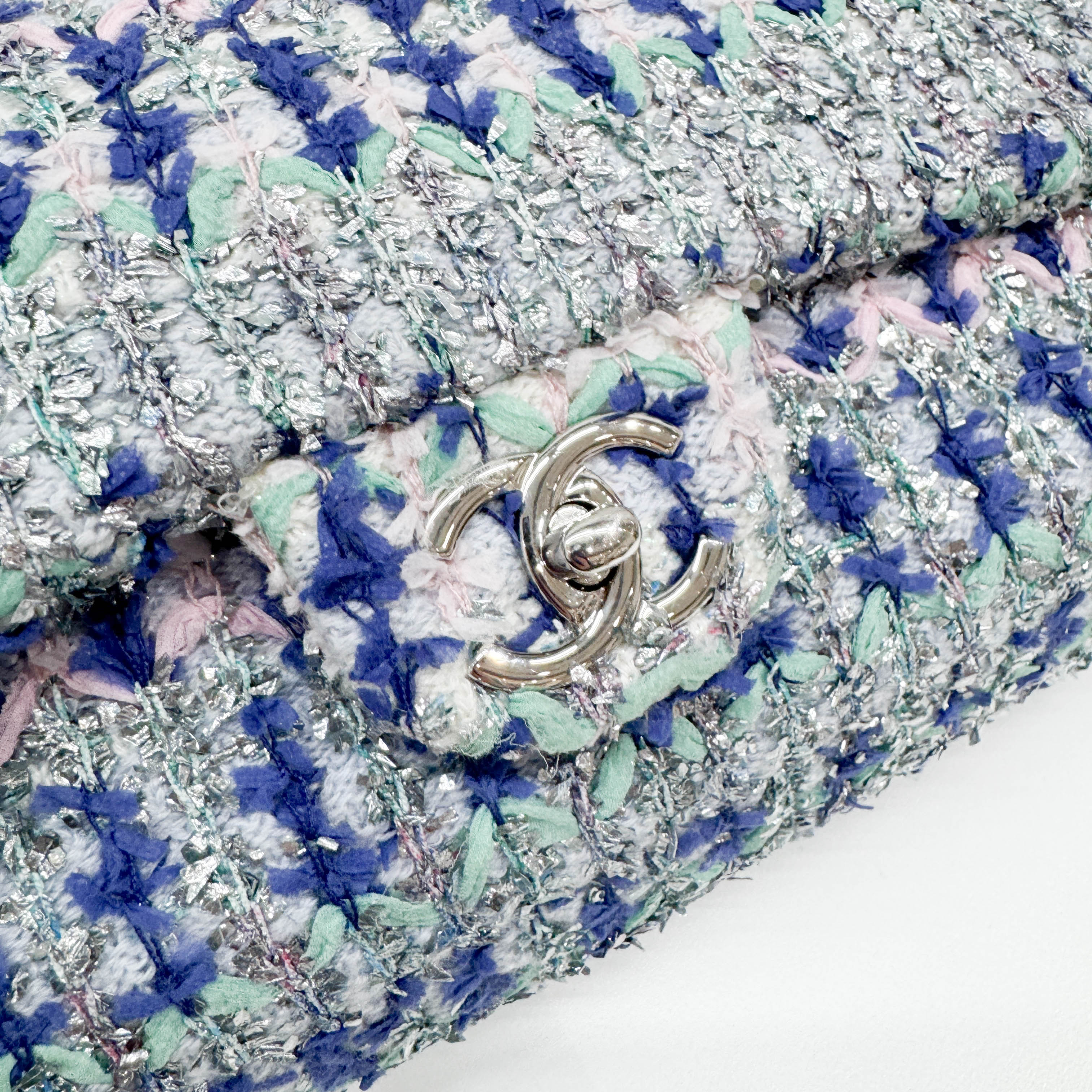 Classic Flap Multicolor Tweed Shoulder Bag