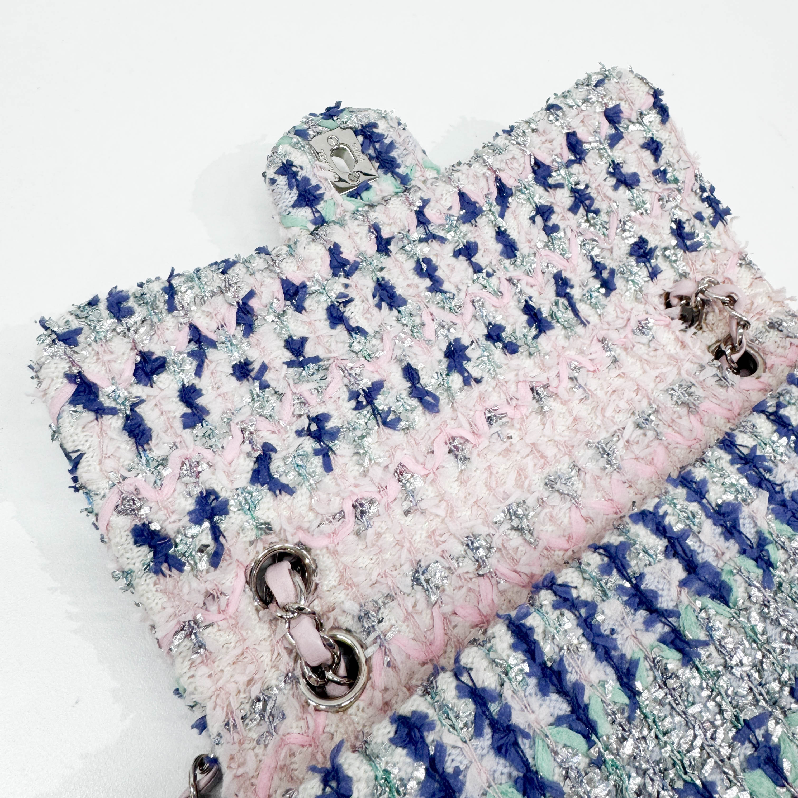 Classic Flap Multicolor Tweed Shoulder Bag