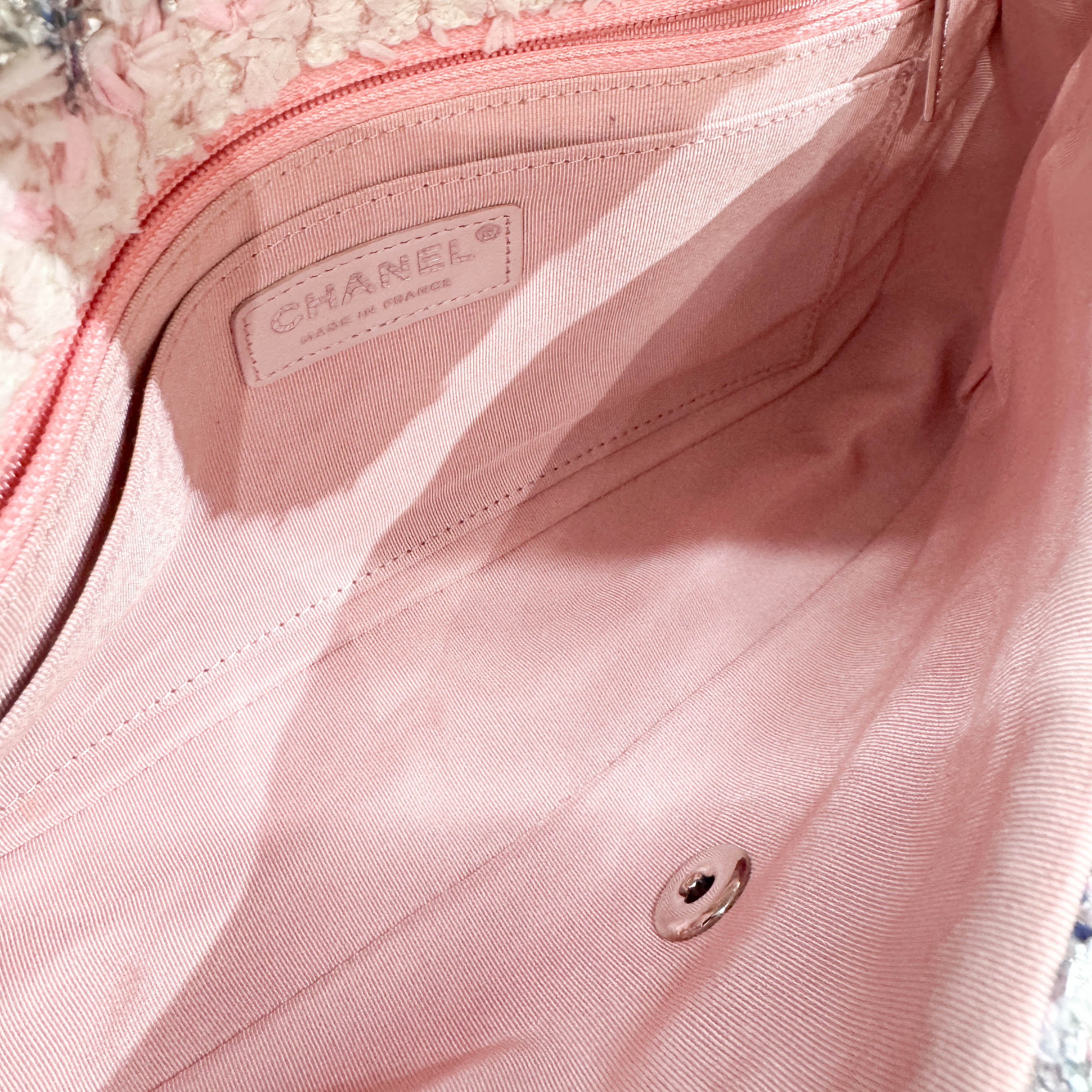 Classic Flap Multicolor Tweed Shoulder Bag