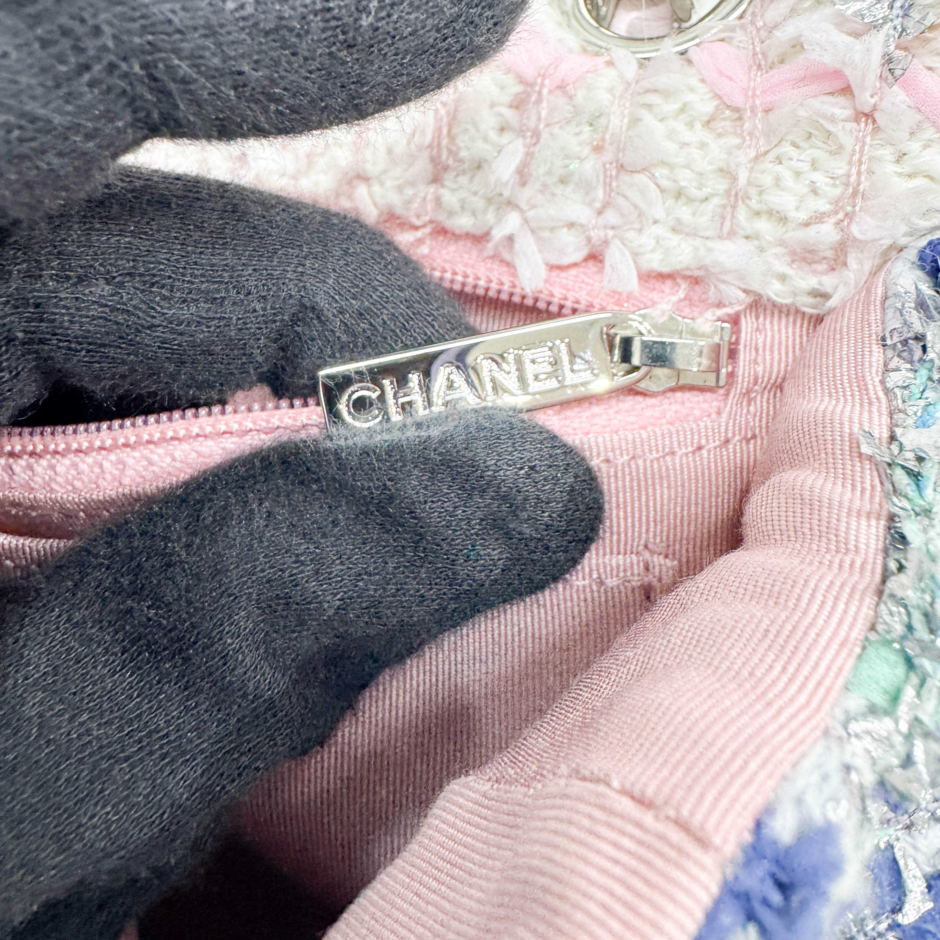 Classic Flap Multicolor Tweed Shoulder Bag