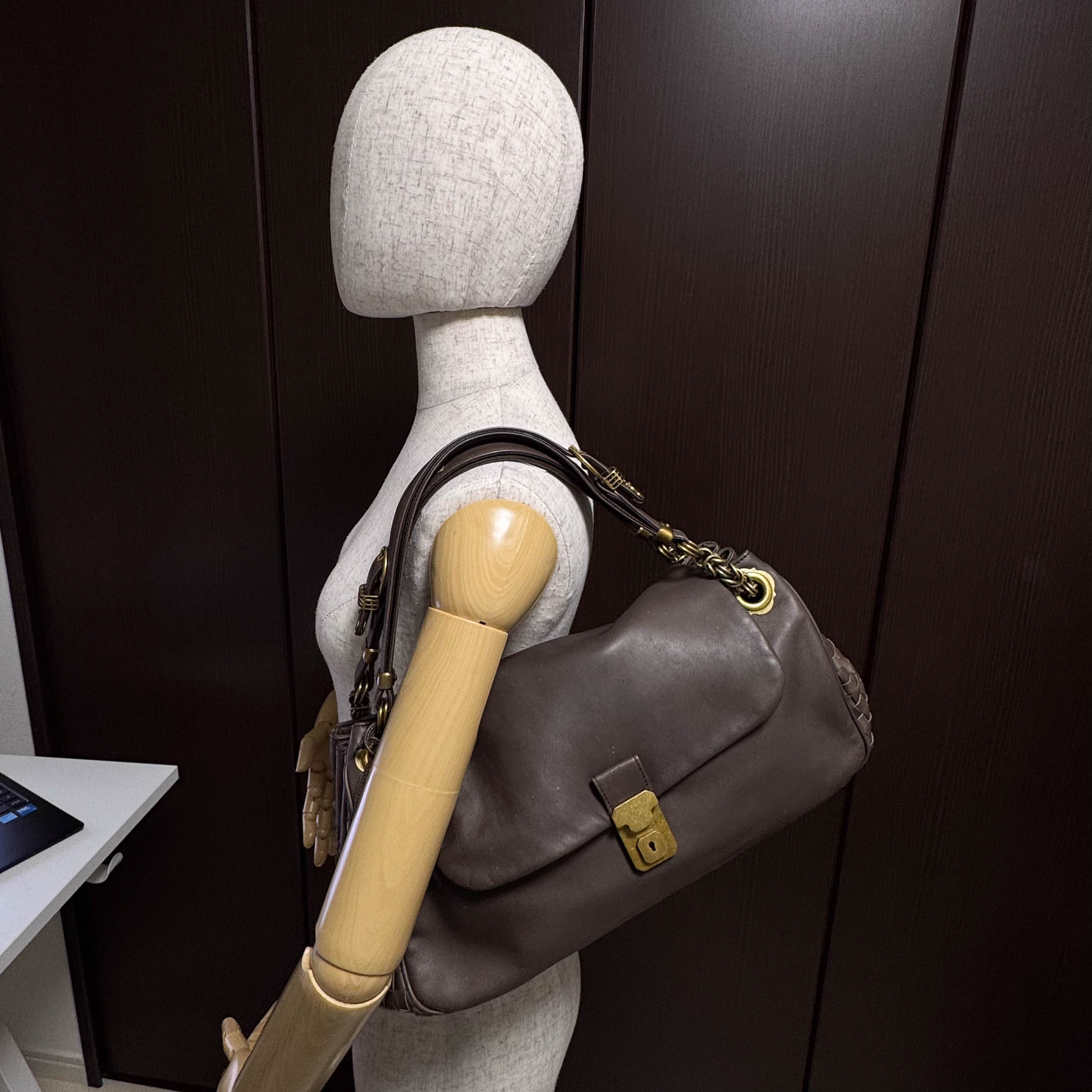 Archive Brown Leather Intrecciato Shoulder Bag