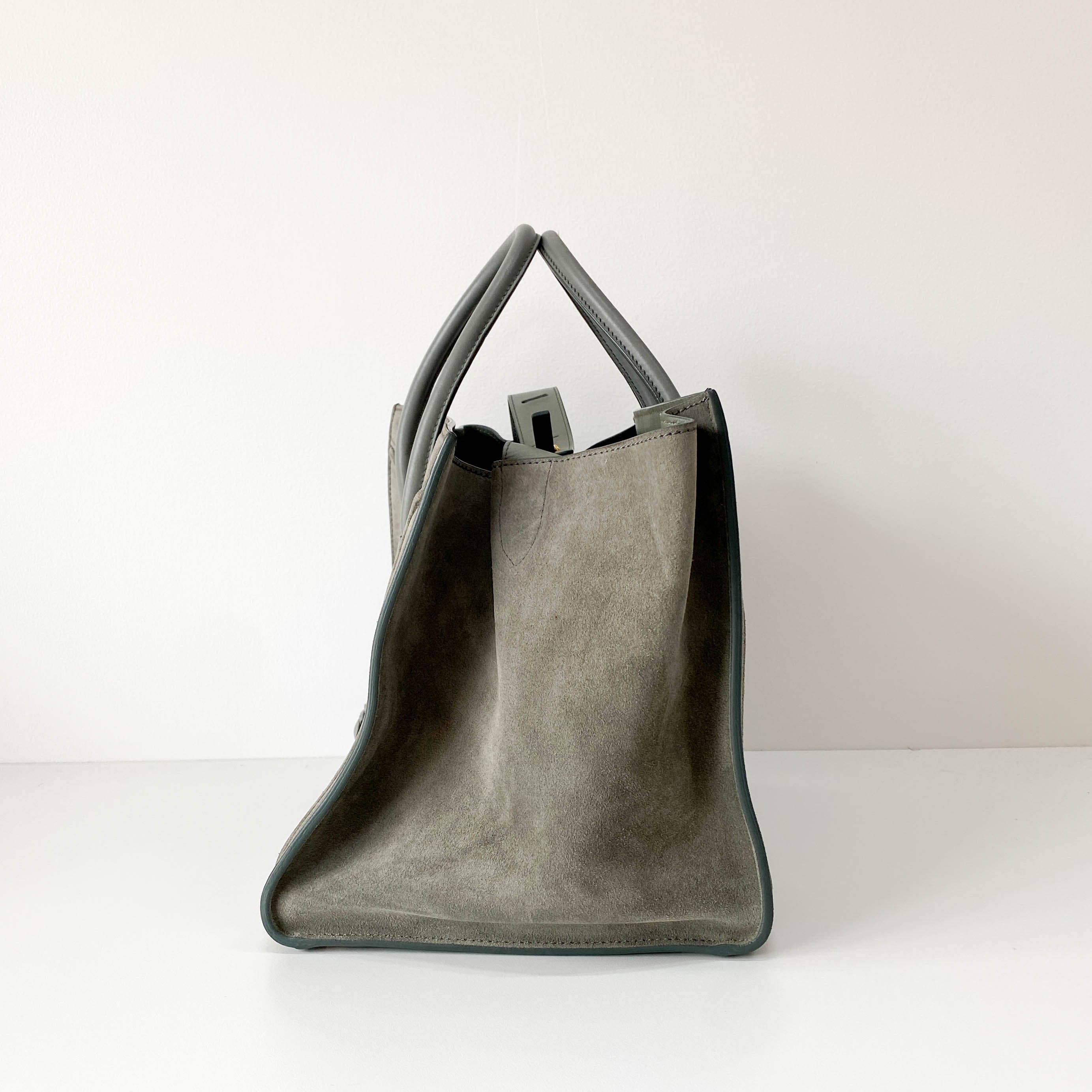 Luggage Phantom Suede Grey