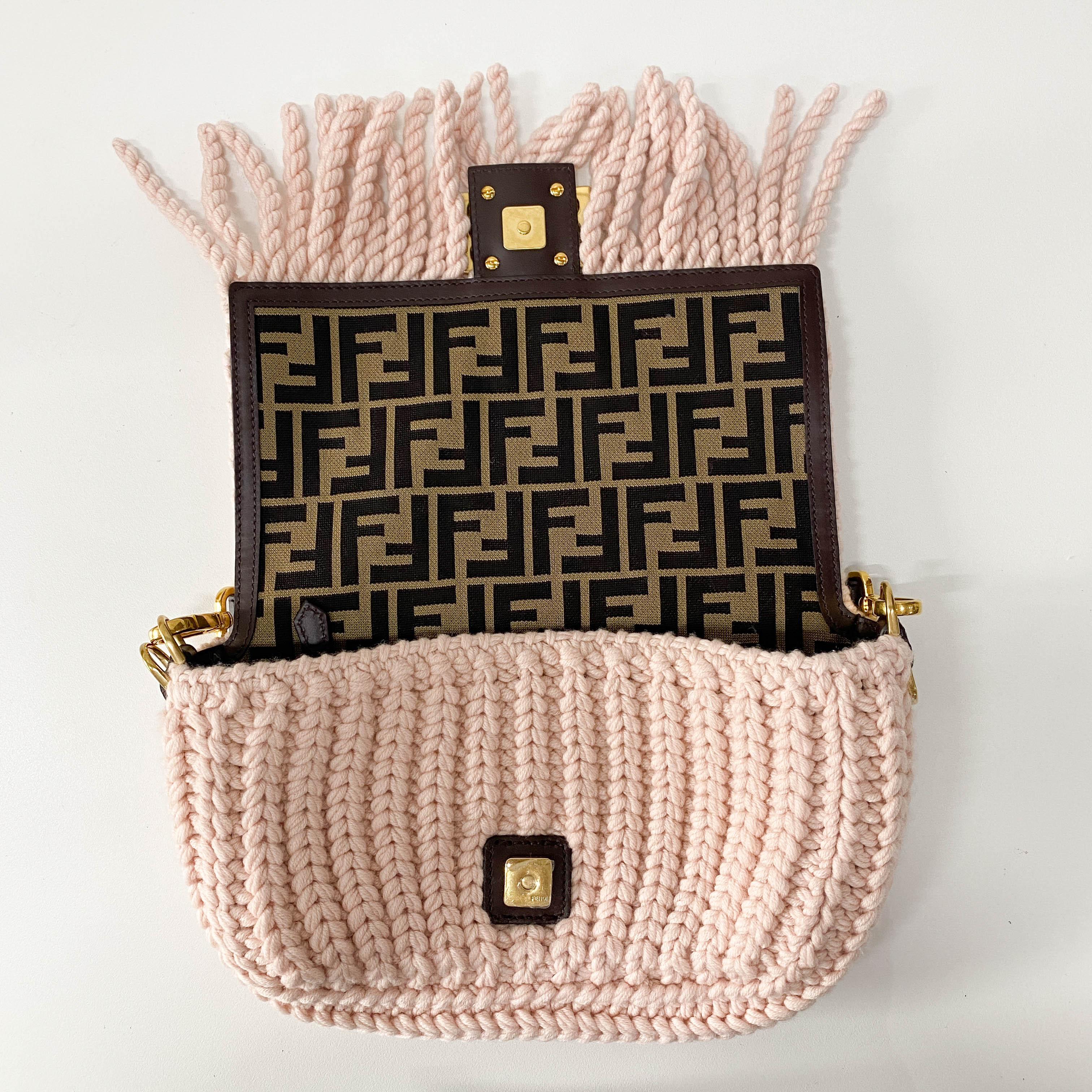 Baguette Pink Wool Knit Fringe Shoulder Bag