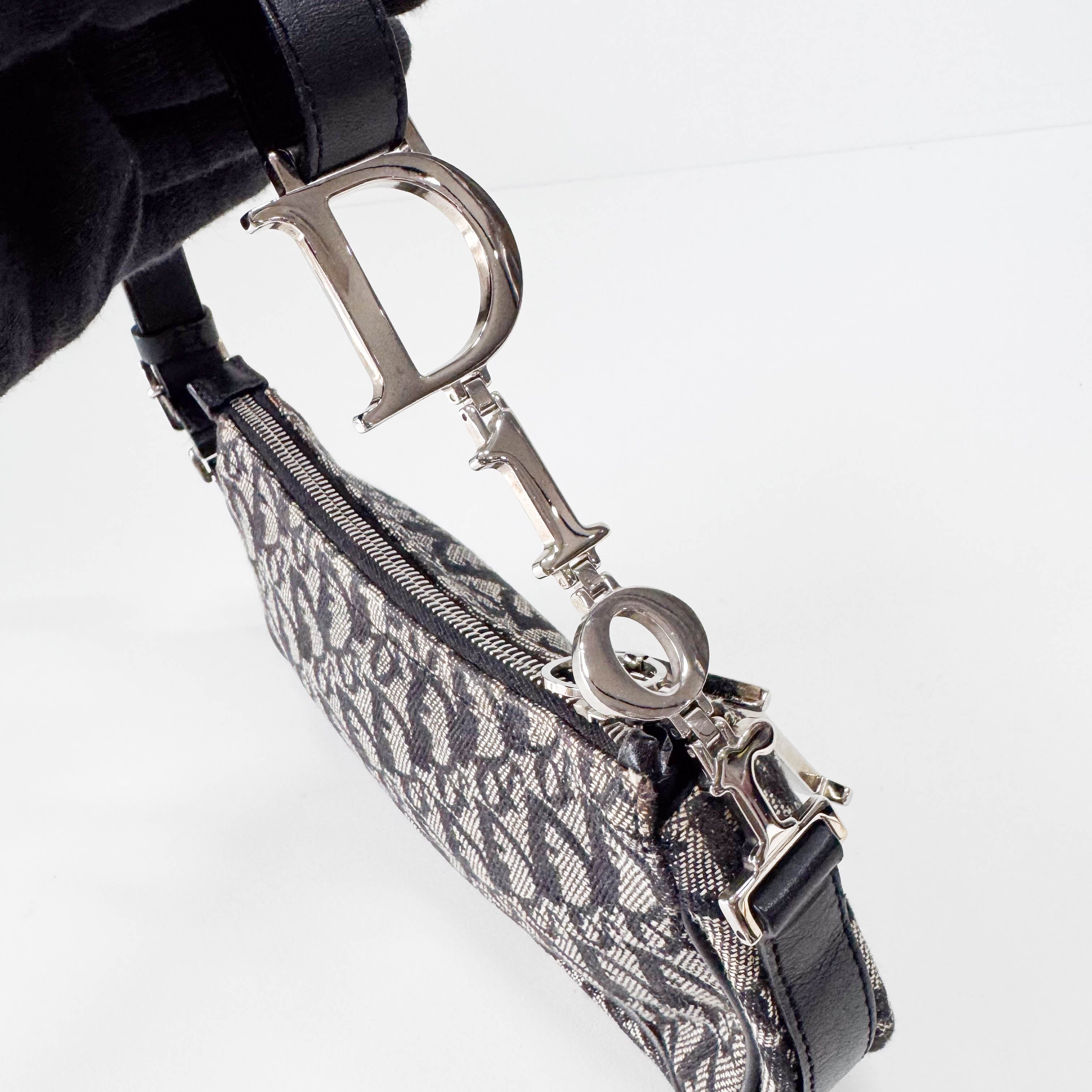 Black Trotter Canvas Bag