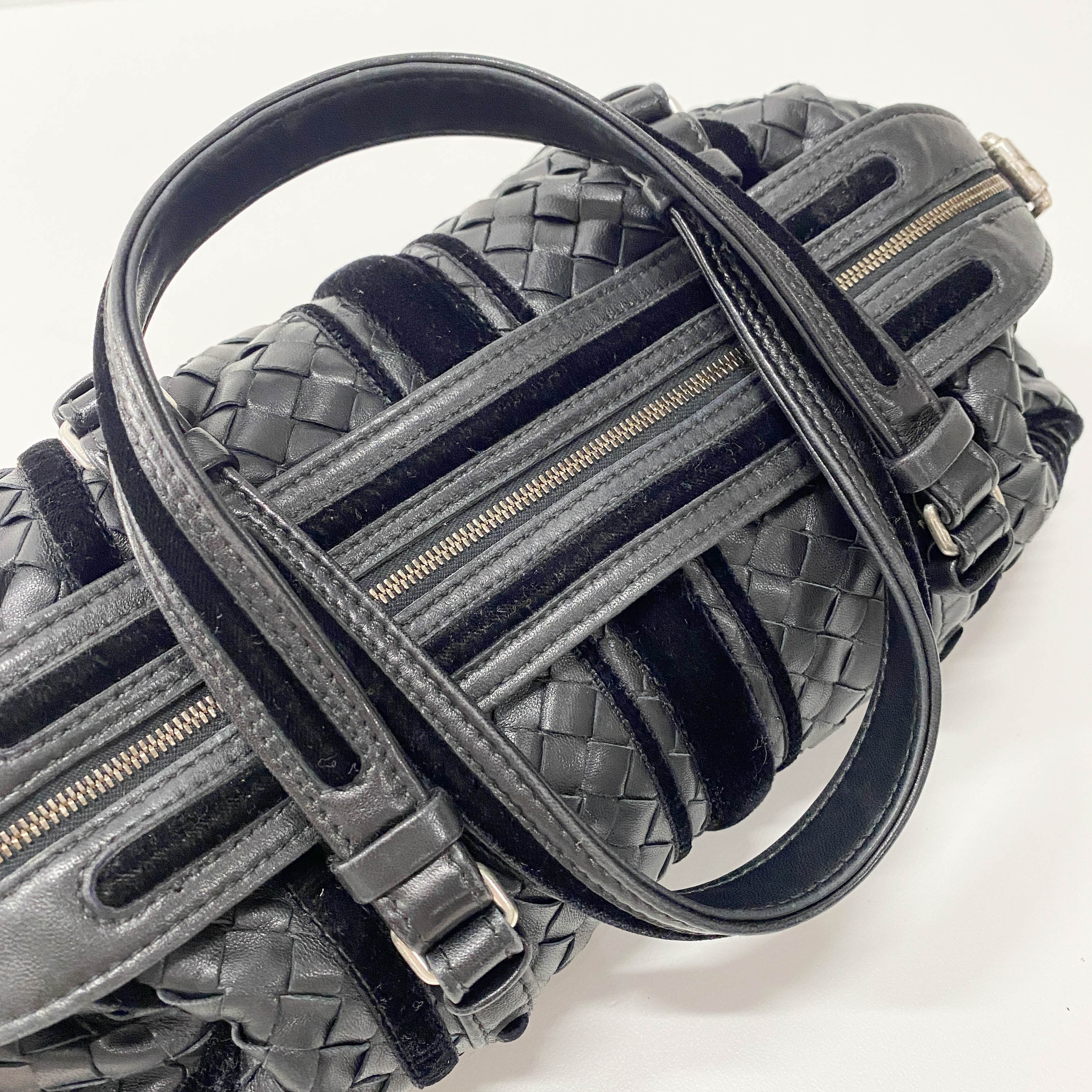 Intrecciato Black Leather & Velvet Bag